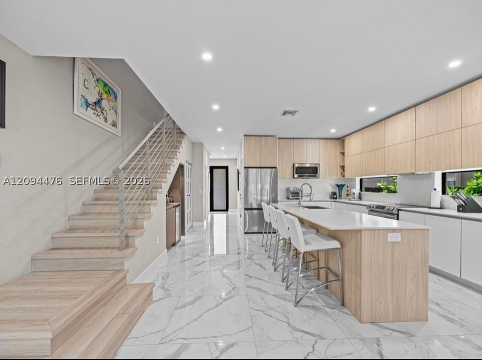 Real estate property located at 307 10th St, Broward, Croissant Park River Sec, Fort Lauderdale, FL