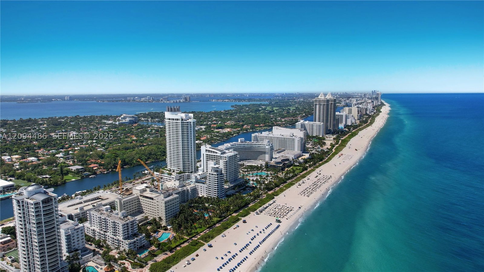 Real estate property located at 4401 Collins Ave #1815, Miami-dade, Fontainebleau Ii Condo, Miami Beach, FL