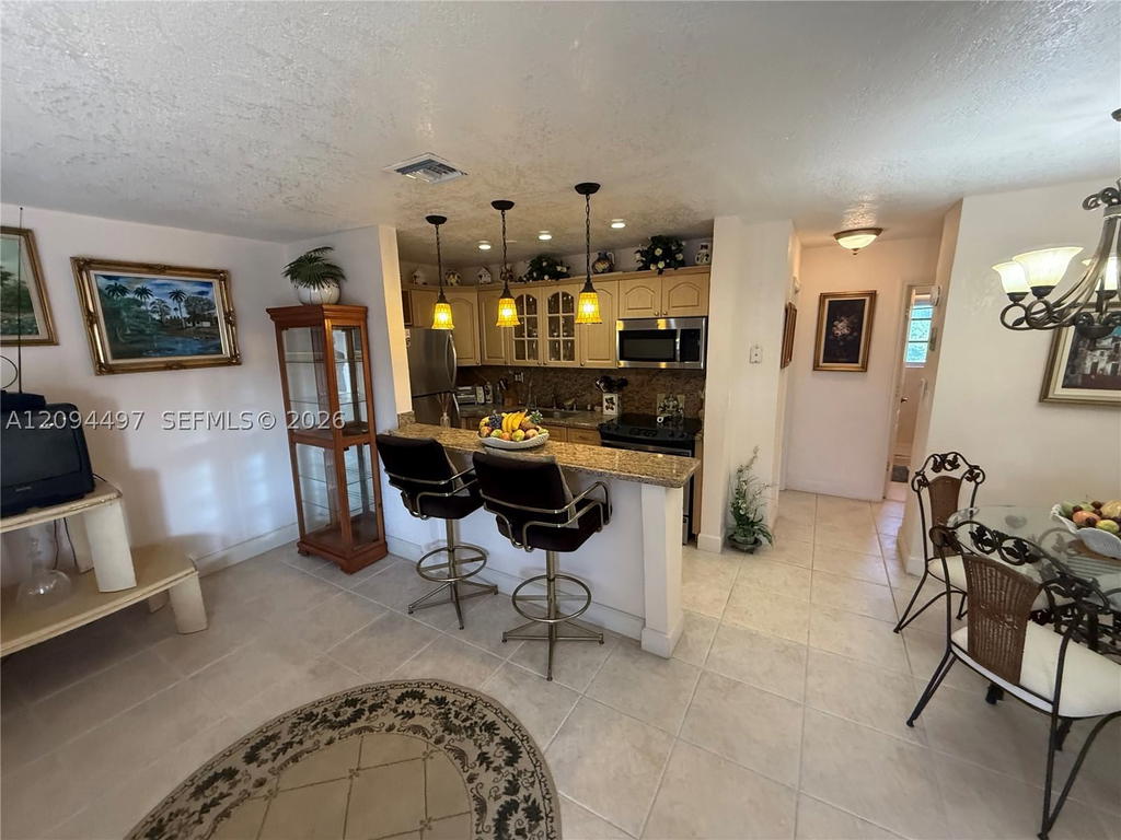 Real estate property located at 3881 Flagler St #315, Miami-dade, 3881 West Flagler Condo, Miami, FL