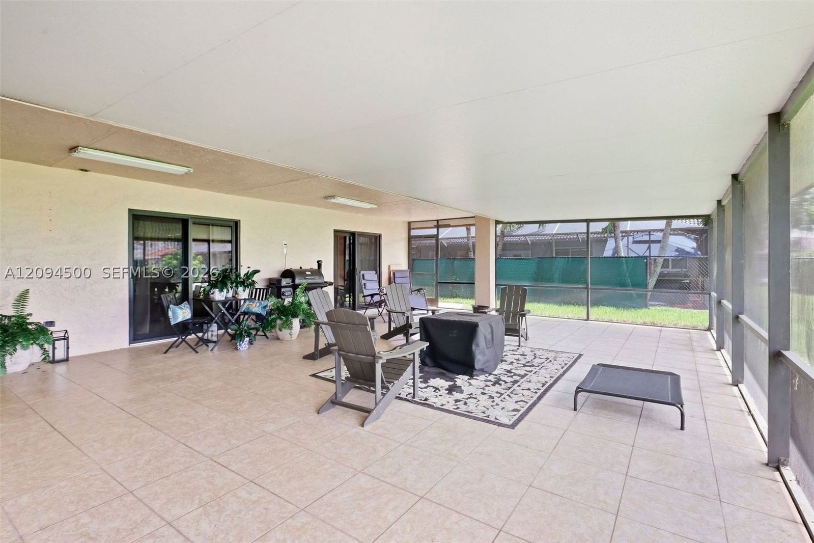 Real estate property located at 15600 Huntridge Rd, Broward, Hawkes Bluff, Davie, FL