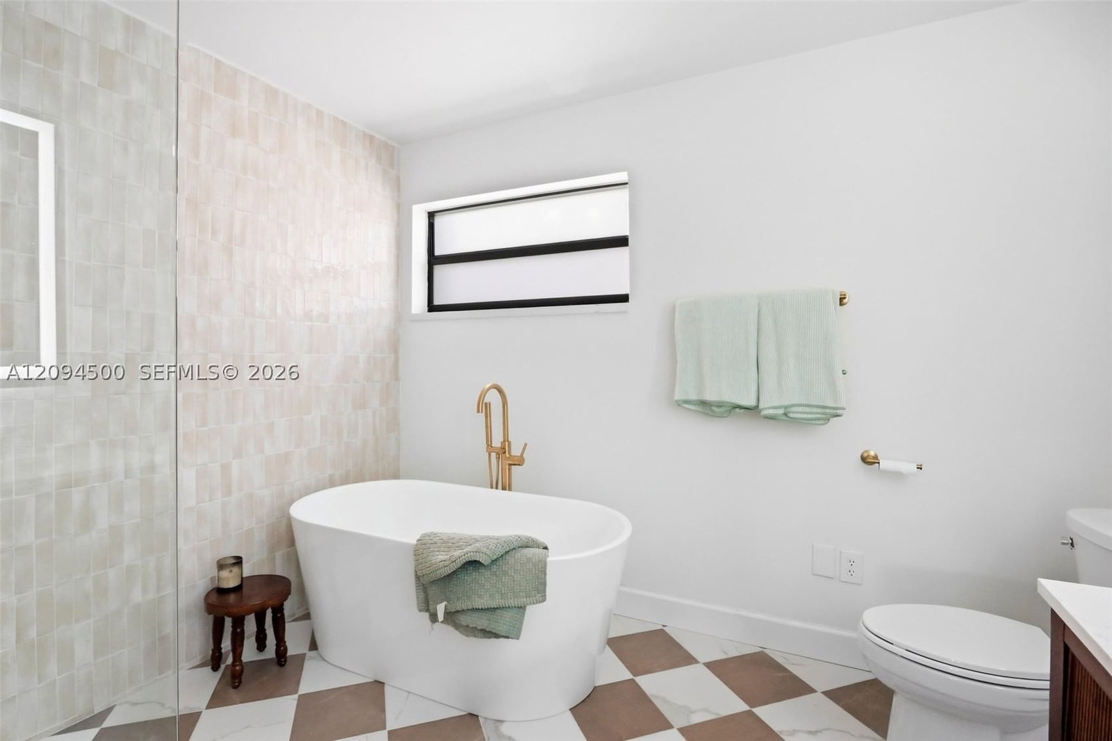 Real estate property located at 15600 Huntridge Rd, Broward, Hawkes Bluff, Davie, FL