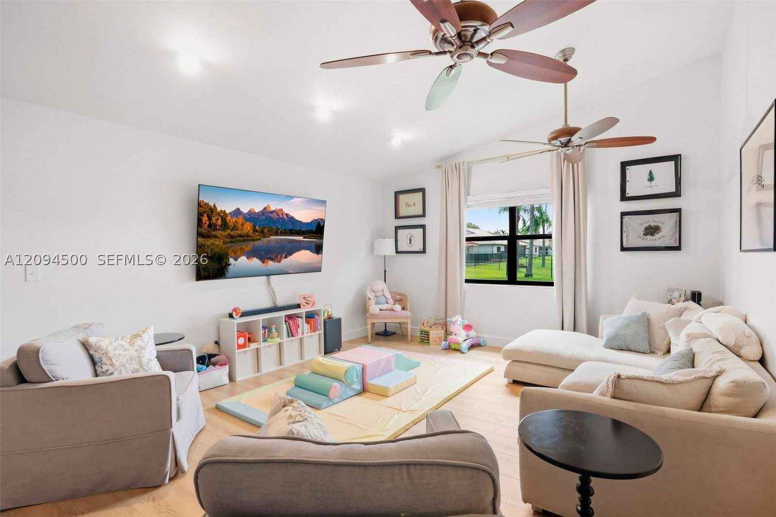 Real estate property located at 15600 Huntridge Rd, Broward, Hawkes Bluff, Davie, FL