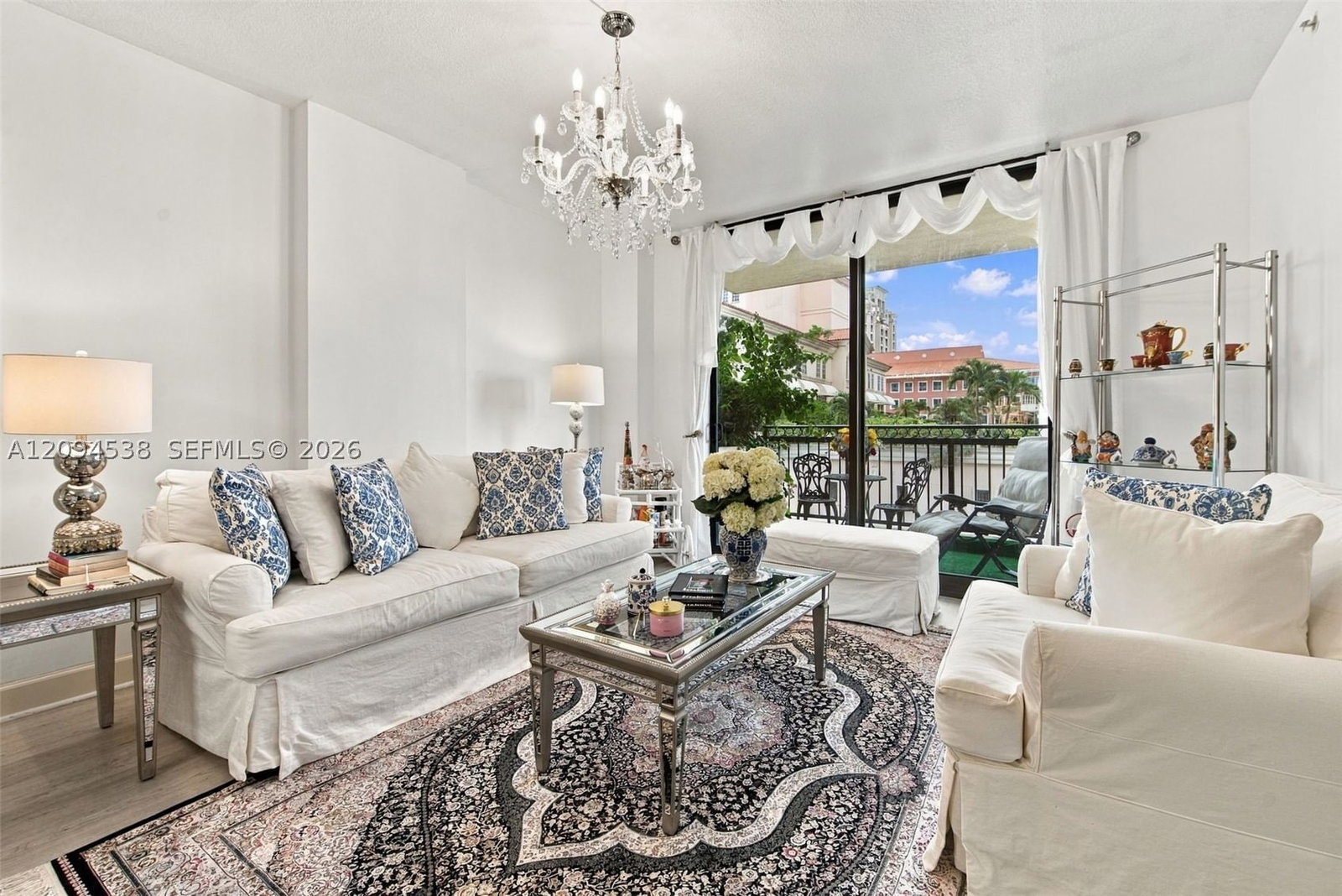 Real estate property located at 55 Merrick Way #520, Miami-dade, 55 Merrick Condo, Coral Gables, FL