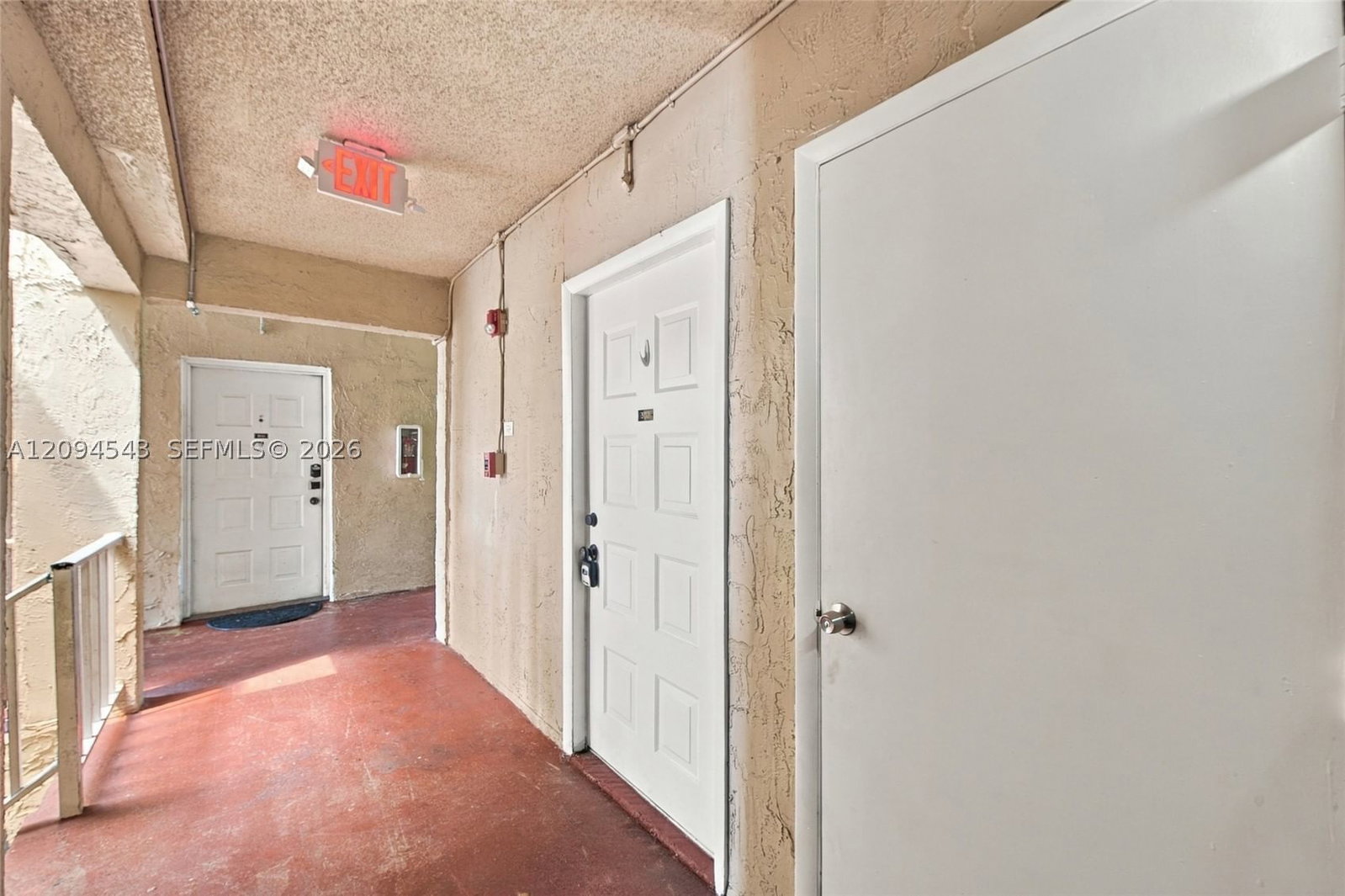 Real estate property located at 2700 Riverside Dr #302-B, Broward, Coral Gardens Condo, Coral Springs, FL