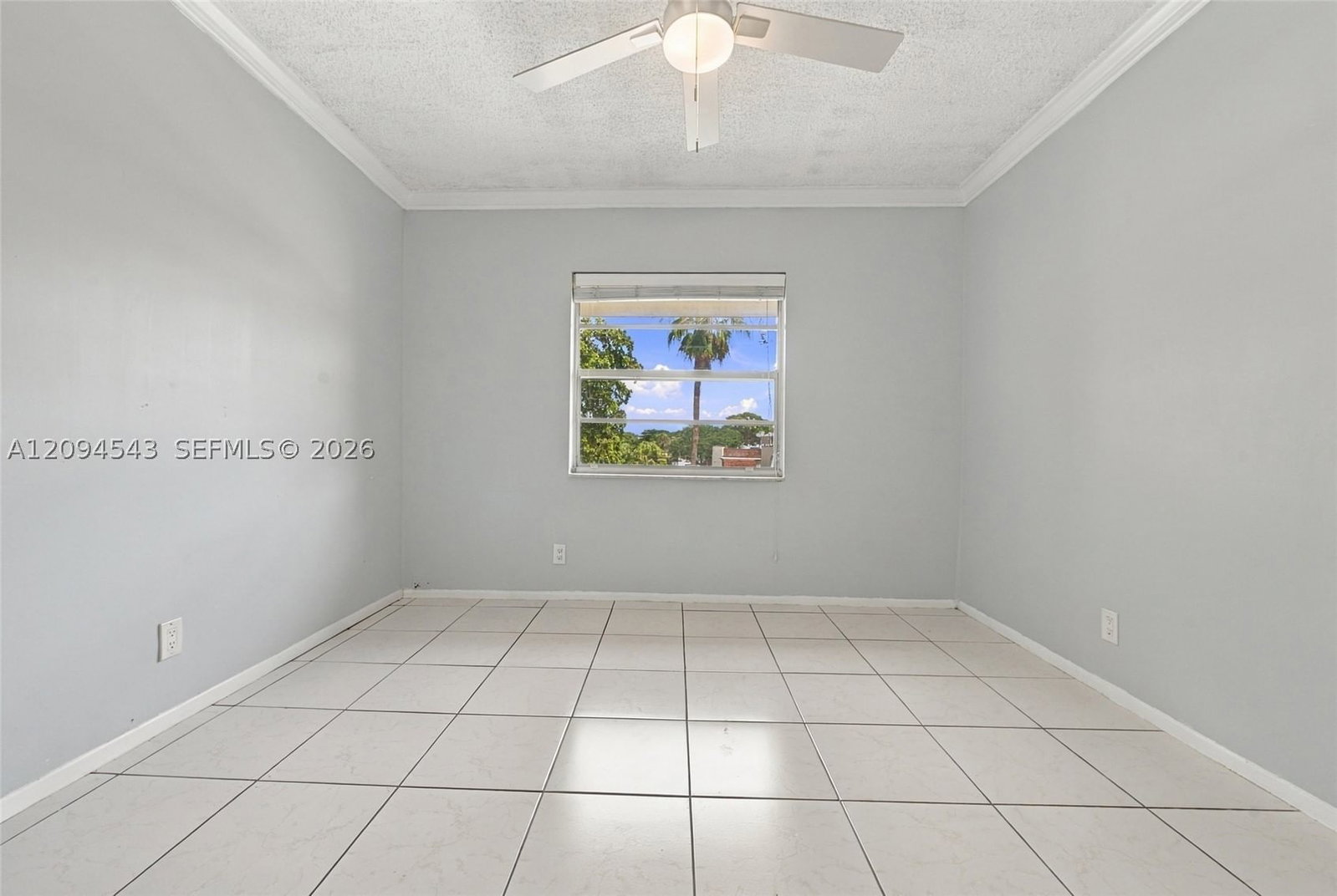 Real estate property located at 2700 Riverside Dr #302-B, Broward, Coral Gardens Condo, Coral Springs, FL