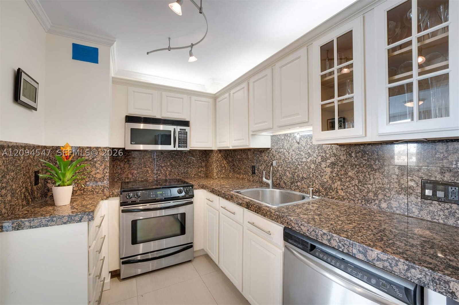 Real estate property located at 5 Island Ave #3C, Miami-dade, Island Terrace Condo, Miami Beach, FL