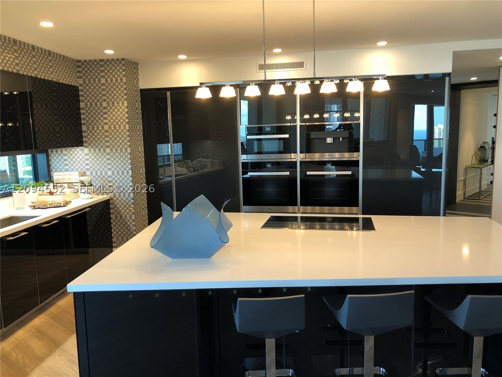 Real estate property located at 18555 Collins Ave #2903, Miami-dade, 18555 Collins Avenue Condo, Sunny Isles Beach, FL