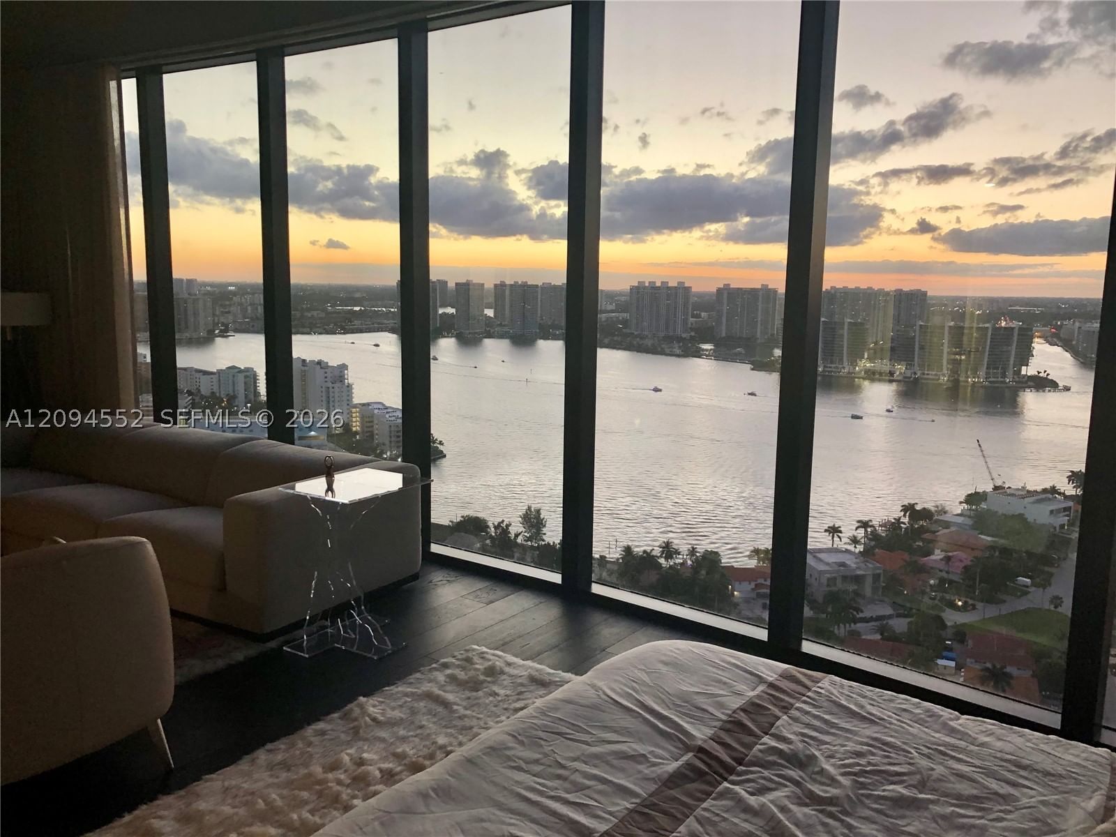 Real estate property located at 18555 Collins Ave #2903, Miami-dade, 18555 Collins Avenue Condo, Sunny Isles Beach, FL