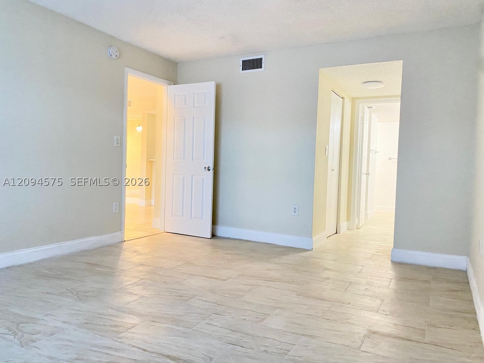 Real estate property located at 4205 University Dr #212, Broward, Springcrest Condo, Sunrise, FL