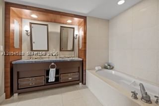 Real estate property located at 6799 Collins Ave #606, Miami-dade, South Carillon Beach Cond, Miami Beach, FL