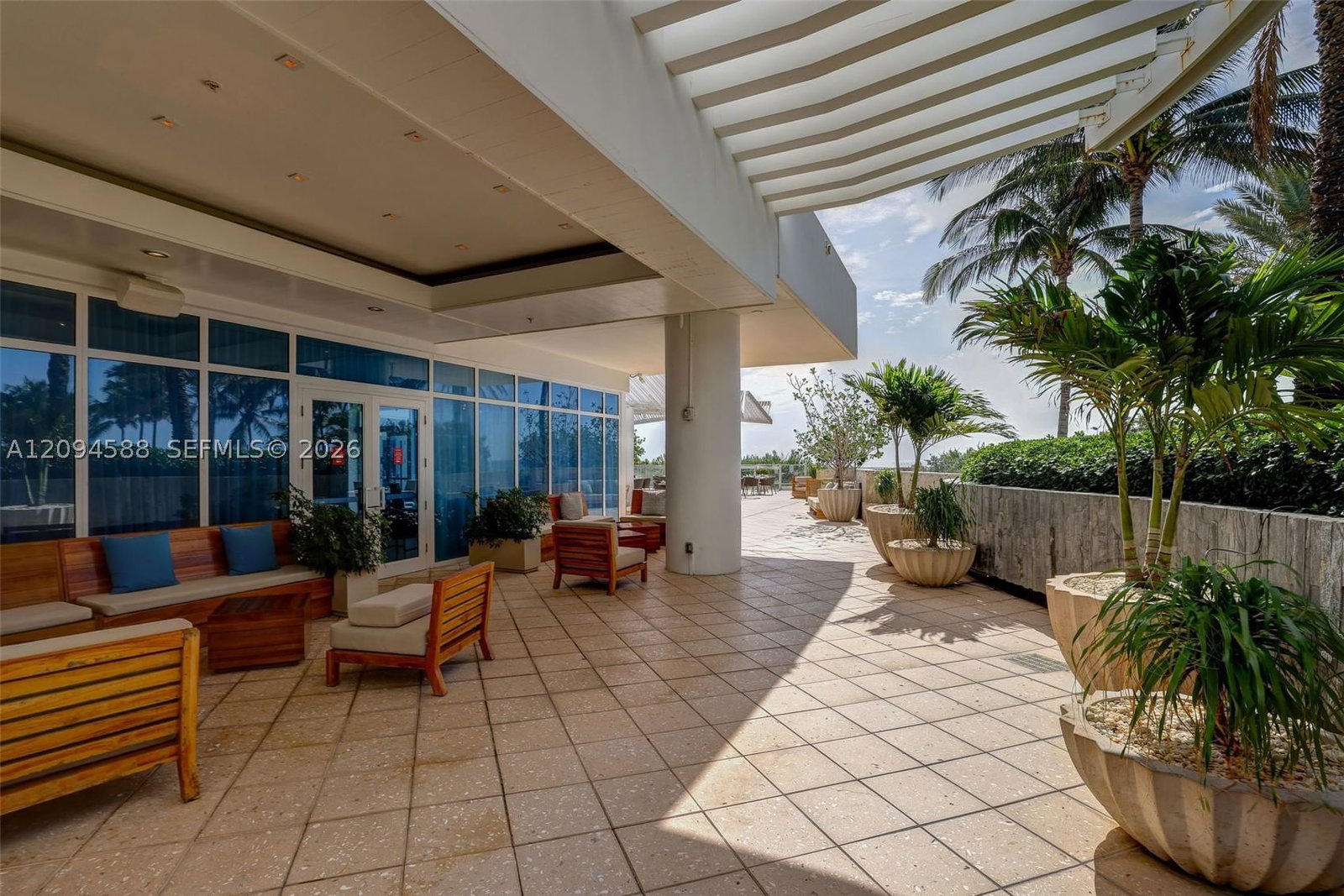 Real estate property located at 6799 Collins Ave #606, Miami-dade, South Carillon Beach Cond, Miami Beach, FL