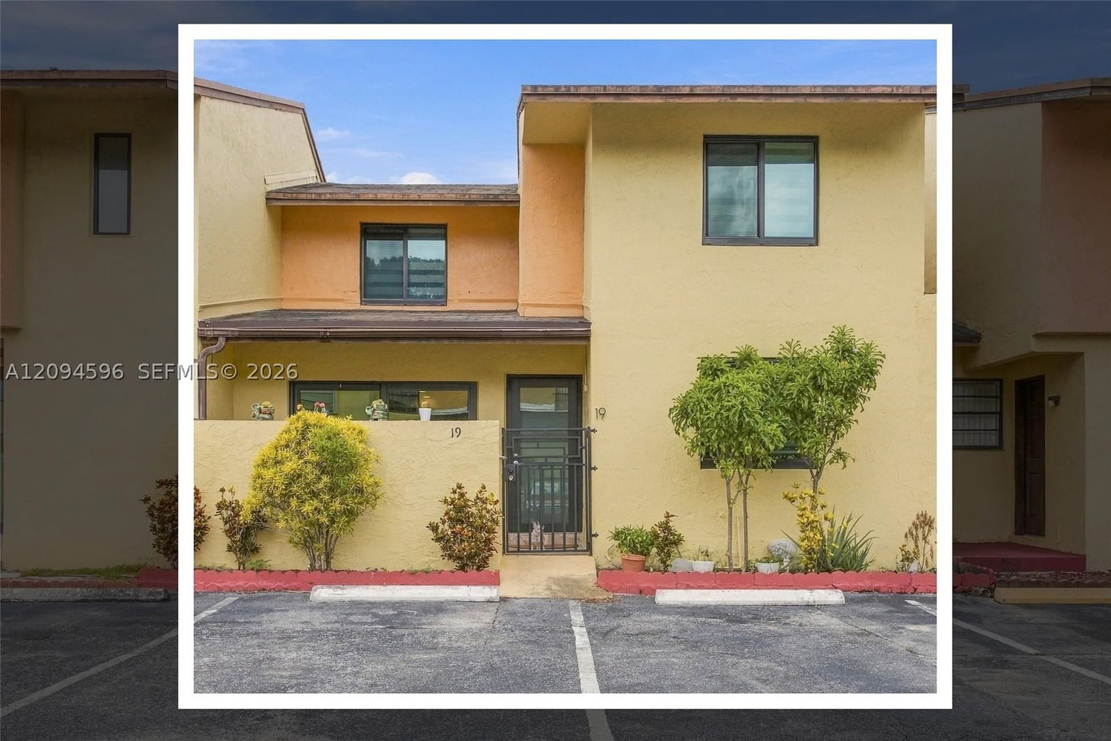 Real estate property located at 9670 Fontainebleau Blvd #19, Miami-dade, 9670 Golfview Villas Cond, Miami, FL