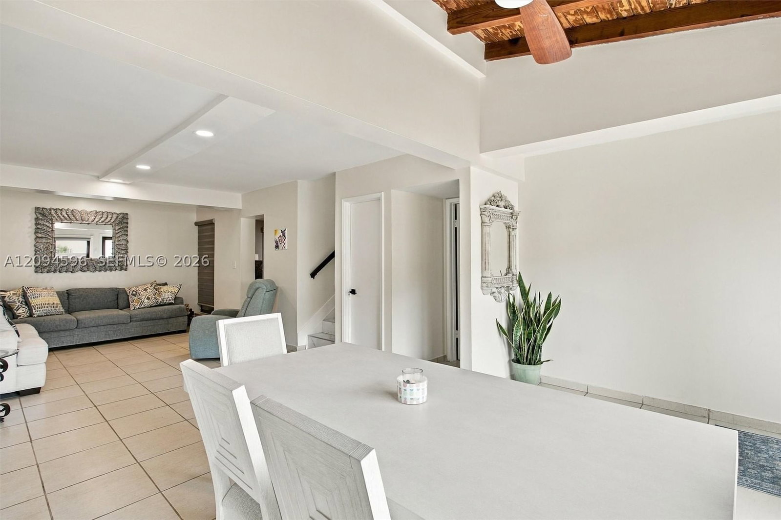 Real estate property located at 9670 Fontainebleau Blvd #19, Miami-dade, 9670 Golfview Villas Cond, Miami, FL