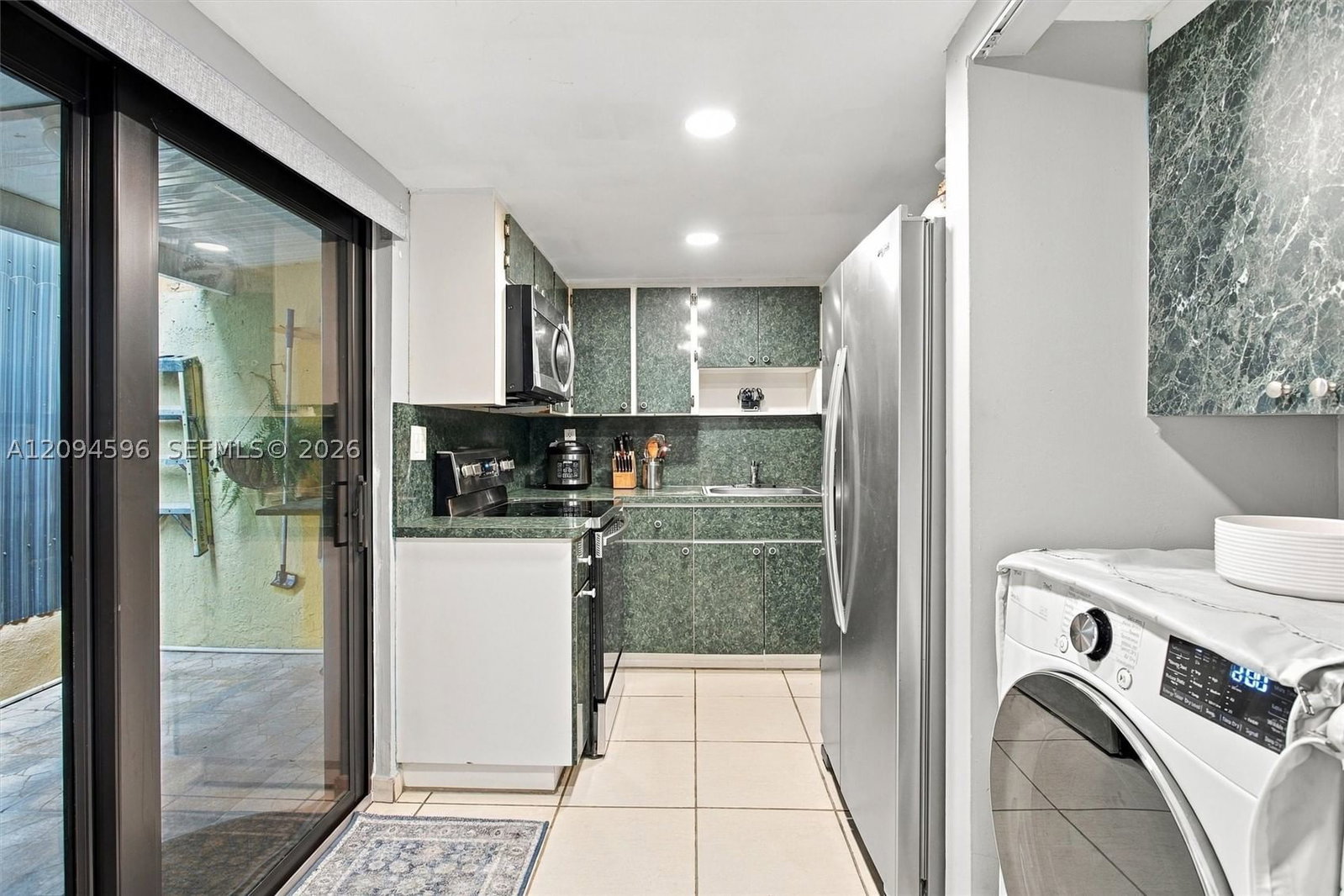 Real estate property located at 9670 Fontainebleau Blvd #19, Miami-dade, 9670 Golfview Villas Cond, Miami, FL