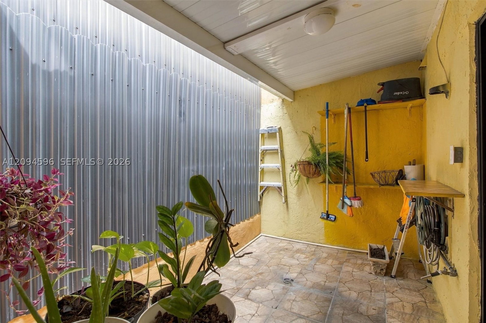 Real estate property located at 9670 Fontainebleau Blvd #19, Miami-dade, 9670 Golfview Villas Cond, Miami, FL