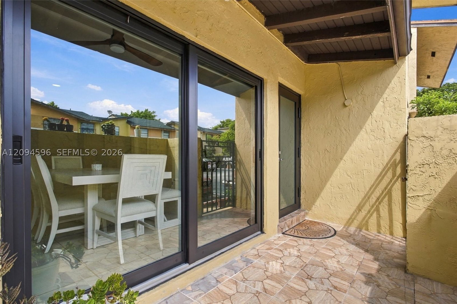 Real estate property located at 9670 Fontainebleau Blvd #19, Miami-dade, 9670 Golfview Villas Cond, Miami, FL