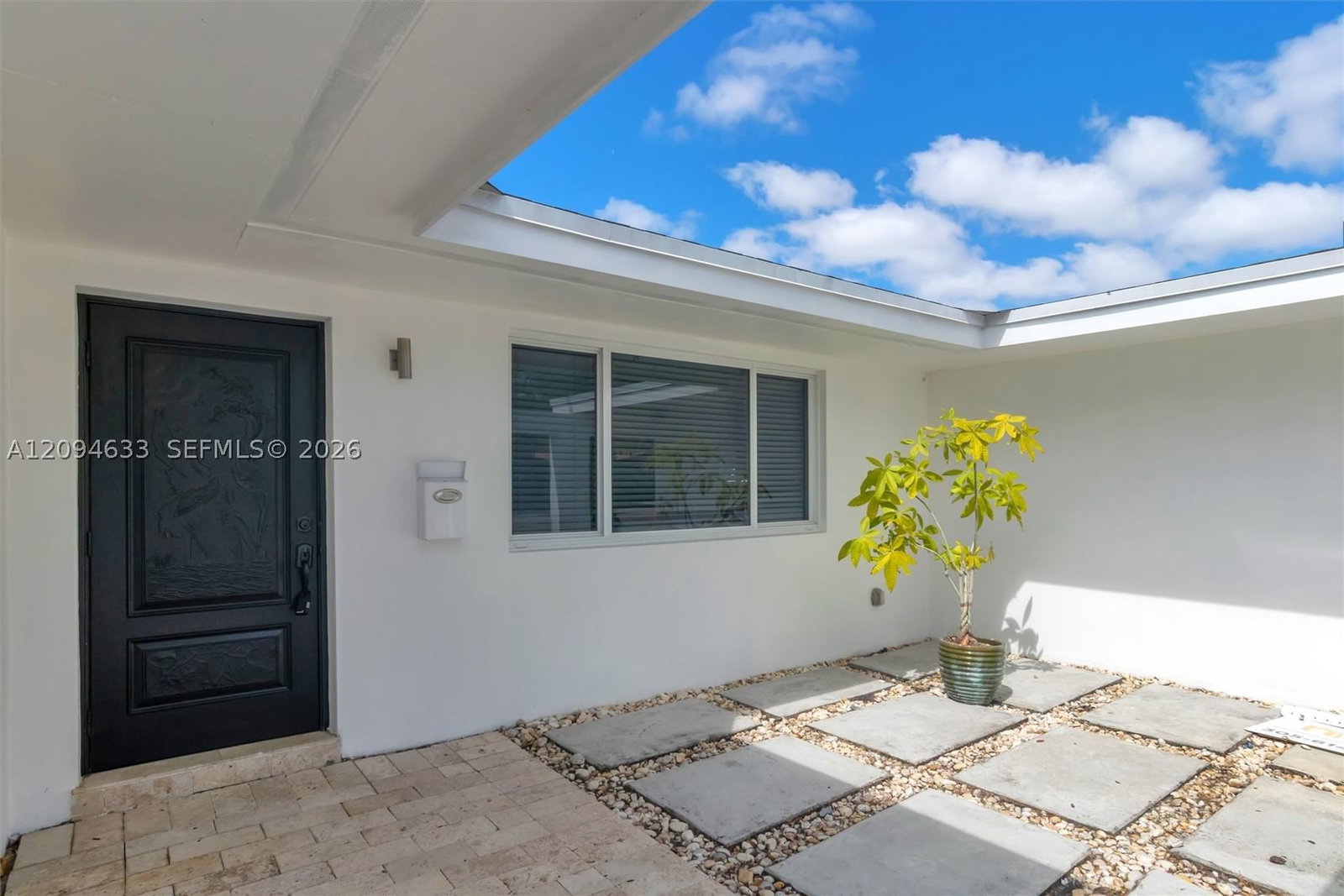 Real estate property located at 20330 Highland Lakes Blvd, Miami-dade, Highland Lakes Sec 2, Miami, FL