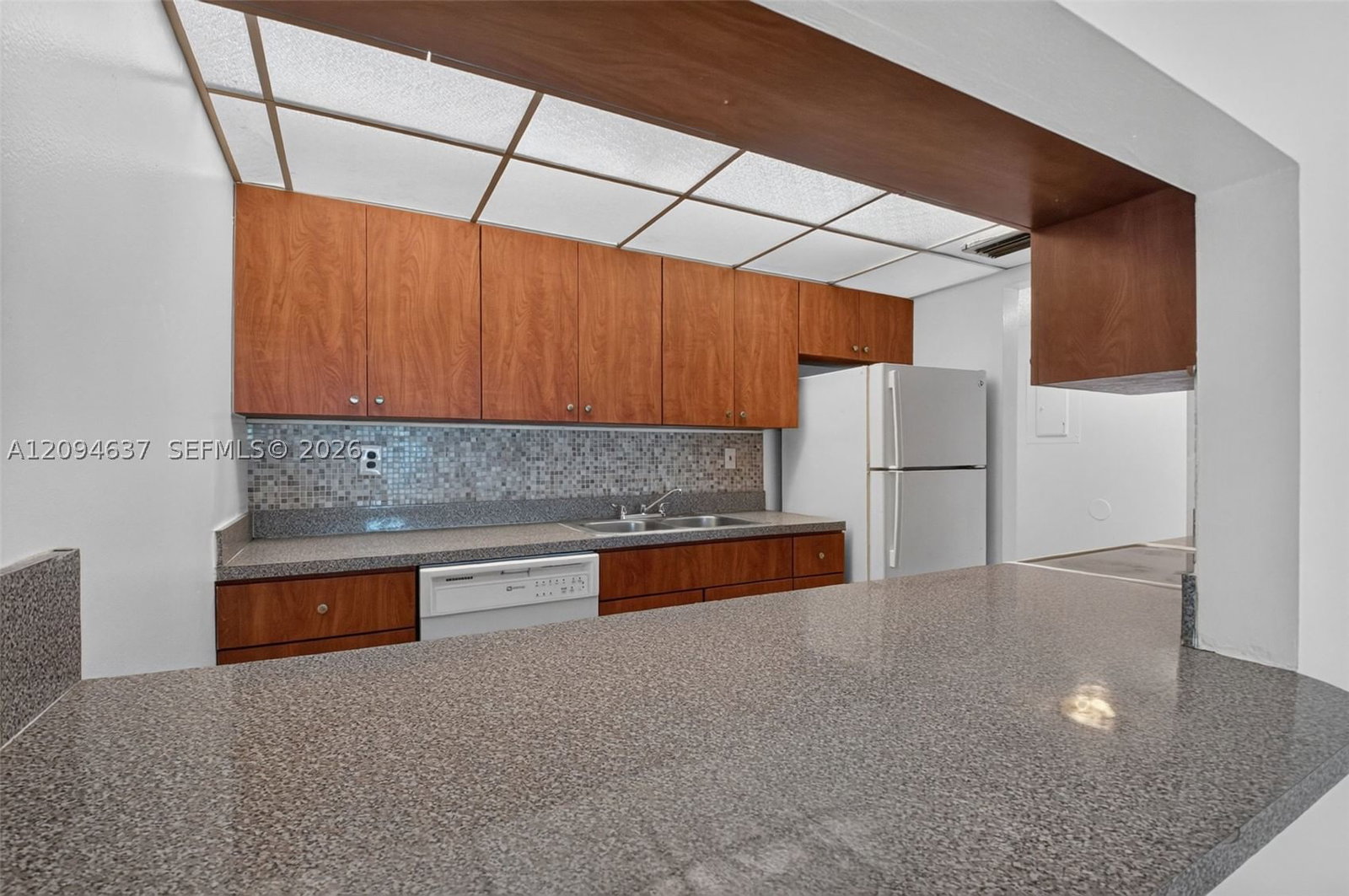 Real estate property located at 1880 Congress Ave #301, Palm Beach, Presidential Golfview Con, West Palm Beach, FL