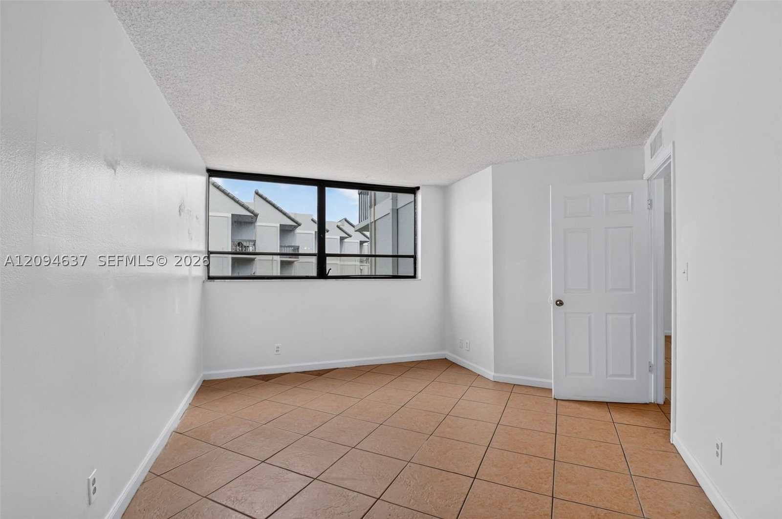 Real estate property located at 1880 Congress Ave #301, Palm Beach, Presidential Golfview Con, West Palm Beach, FL