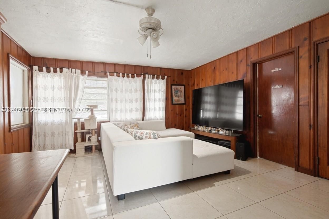 Real estate property located at 2118 Coolidge St, Broward, Hollywood Park, Hollywood, FL