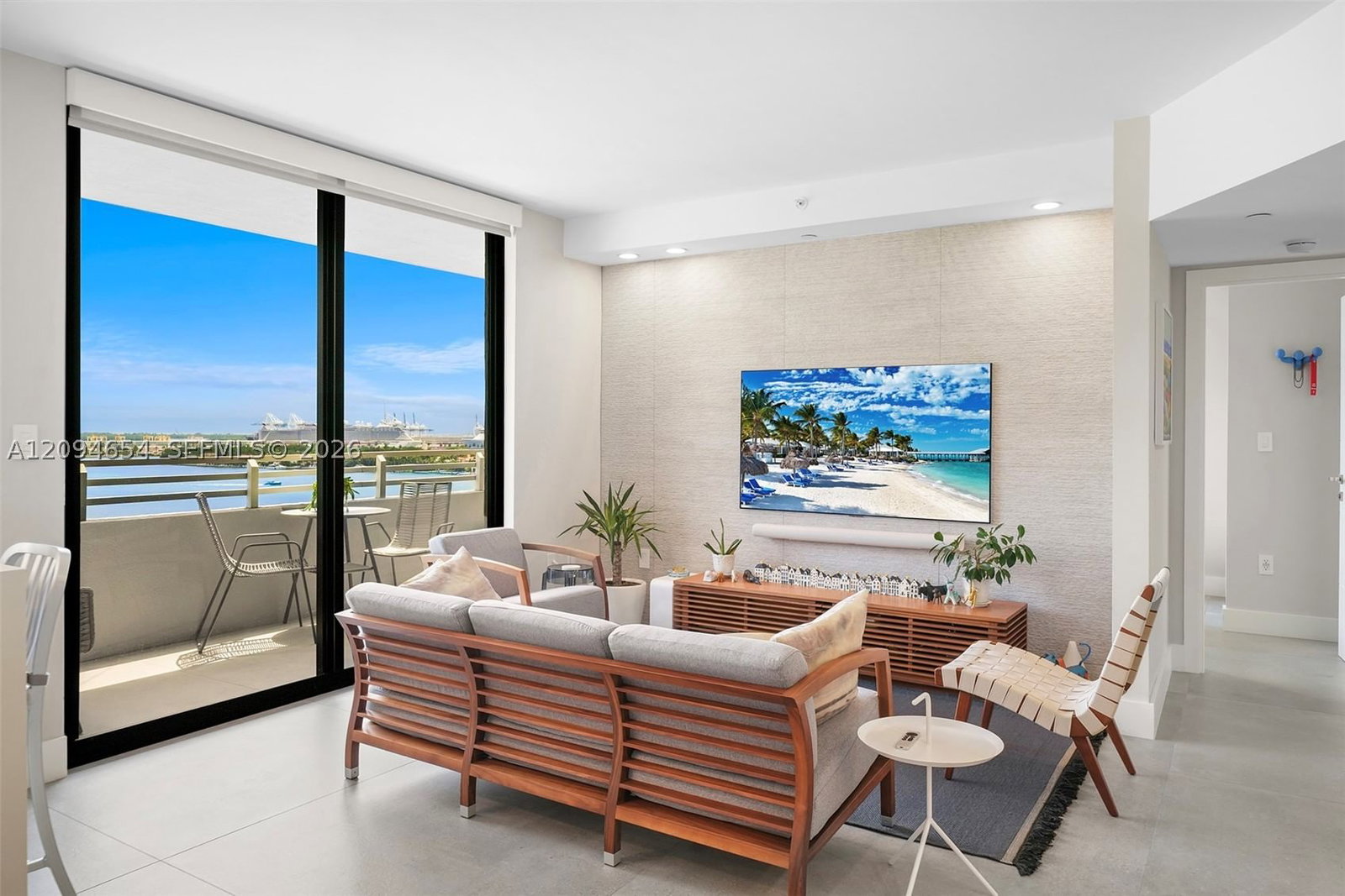 Real estate property located at 1330 West Ave #1506, Miami-dade, The Waverly At South Beac, Miami Beach, FL