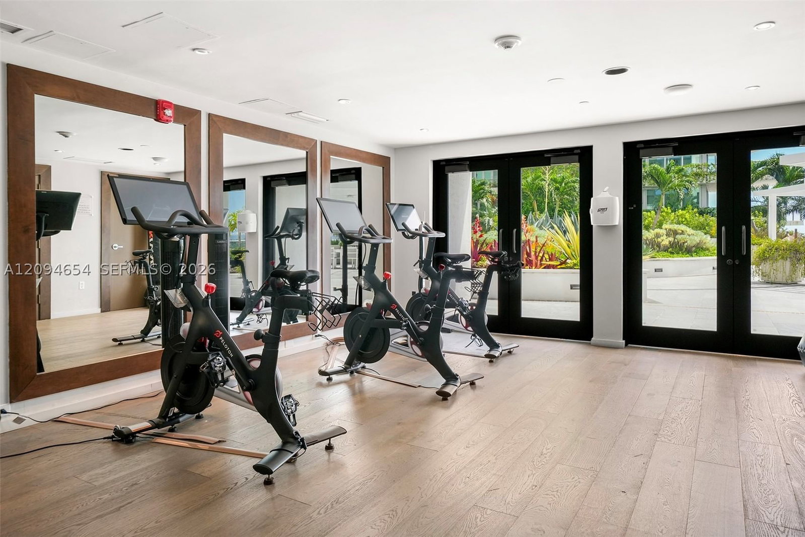 Real estate property located at 1330 West Ave #1506, Miami-dade, The Waverly At South Beac, Miami Beach, FL