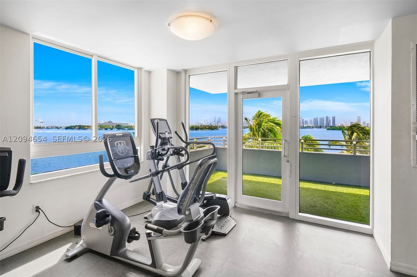 Real estate property located at 1330 West Ave #1506, Miami-dade, The Waverly At South Beac, Miami Beach, FL