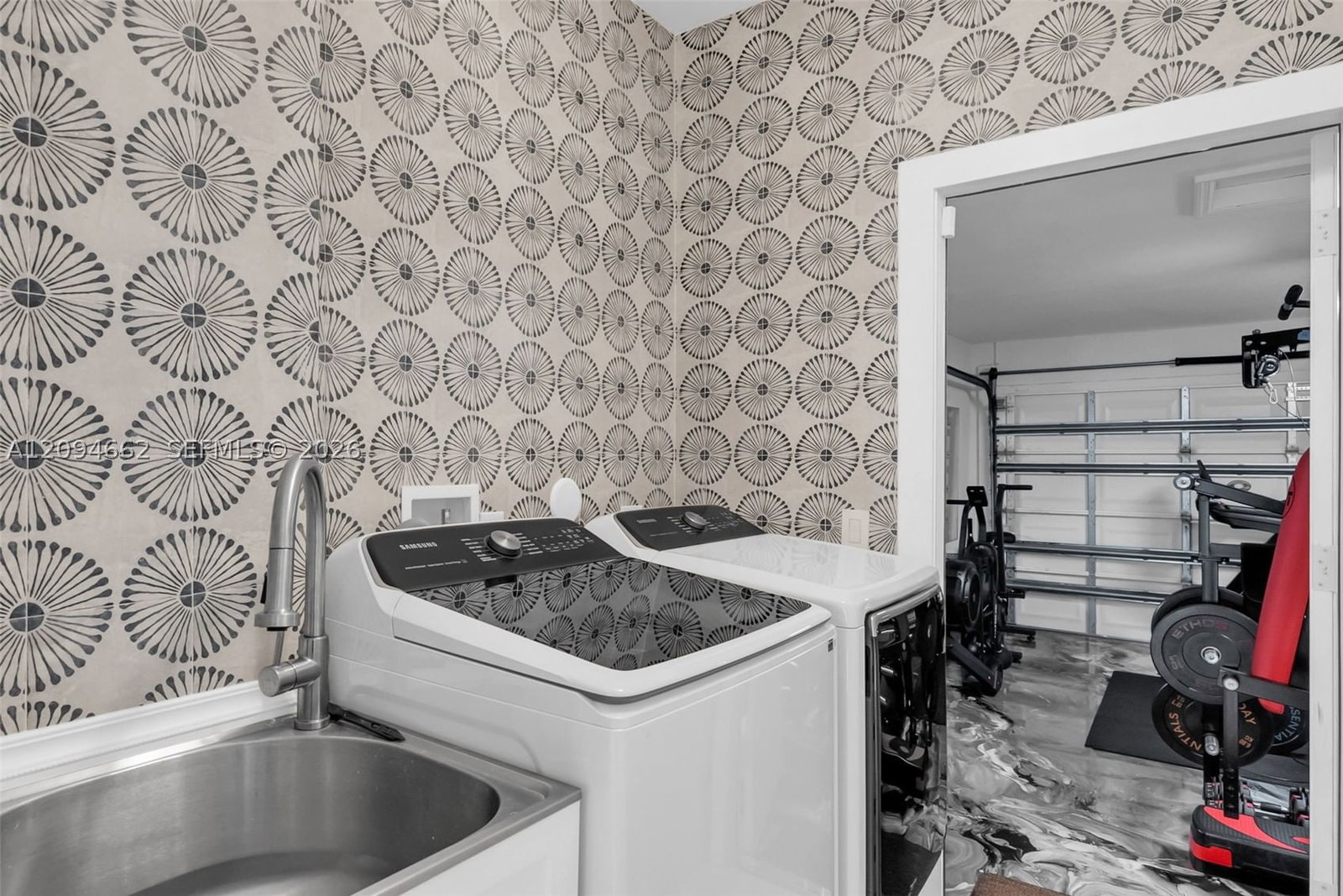 Real estate property located at 17501 33rd St, Broward, Silver Lakes Phase Iii Re, Miramar, FL