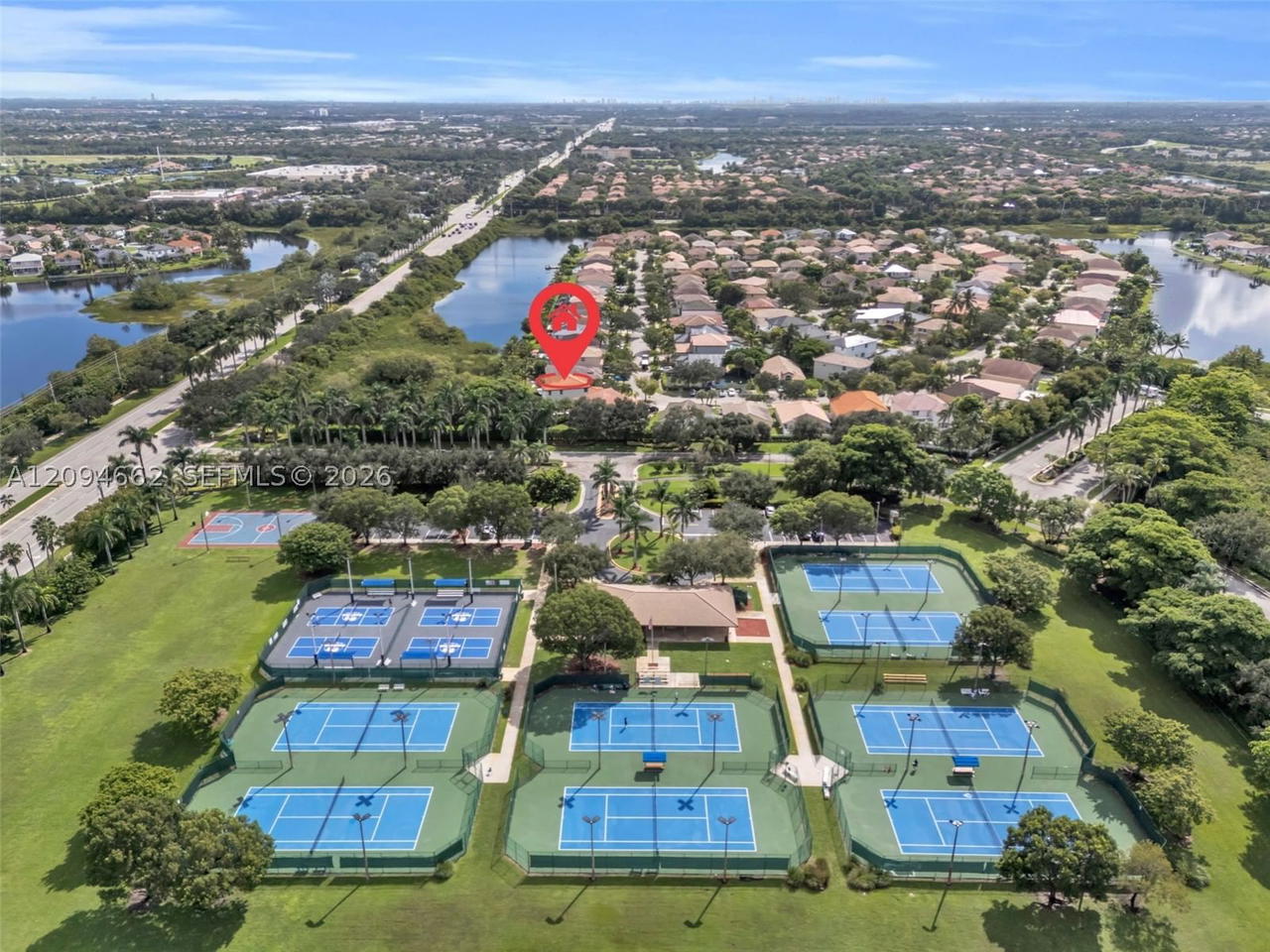 Real estate property located at 17501 33rd St, Broward, Silver Lakes Phase Iii Re, Miramar, FL