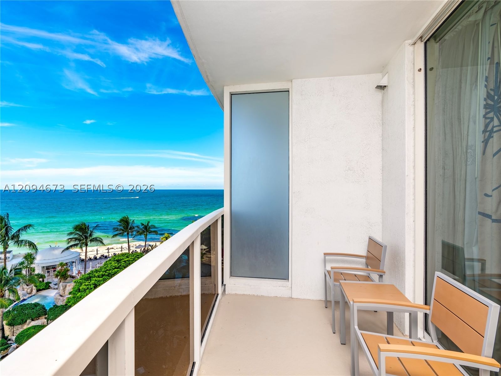 Real estate property located at 18001 Collins Ave #606, Miami-dade, Trump International Sones, Sunny Isles Beach, FL