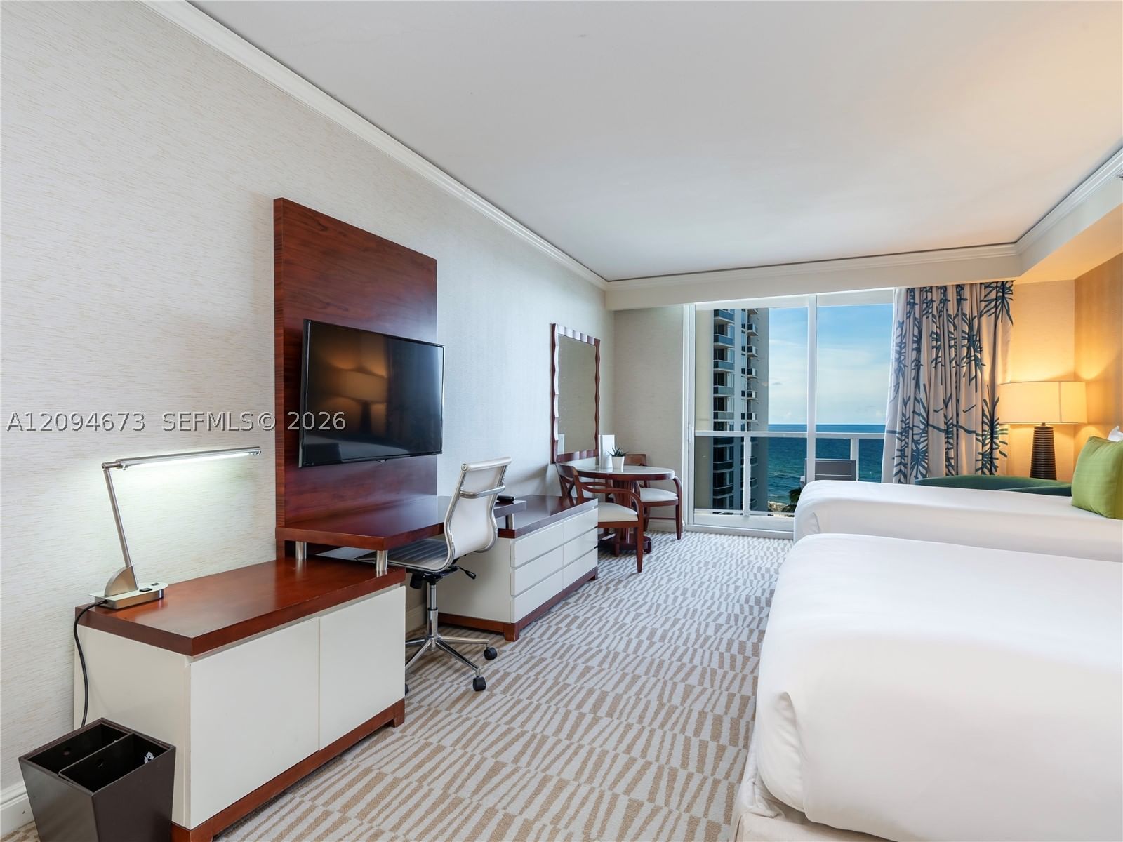 Real estate property located at 18001 Collins Ave #606, Miami-dade, Trump International Sones, Sunny Isles Beach, FL
