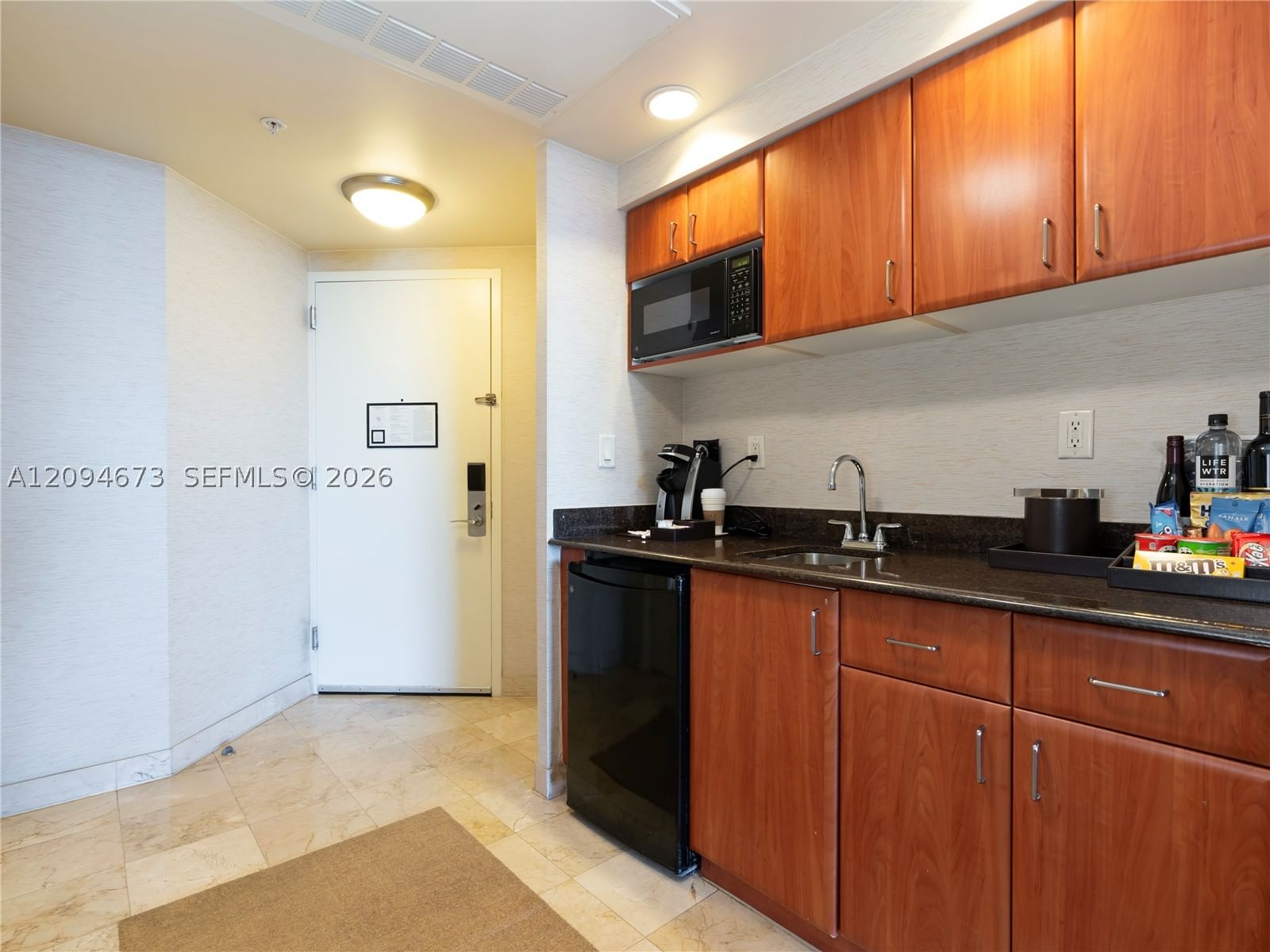 Real estate property located at 18001 Collins Ave #606, Miami-dade, Trump International Sones, Sunny Isles Beach, FL