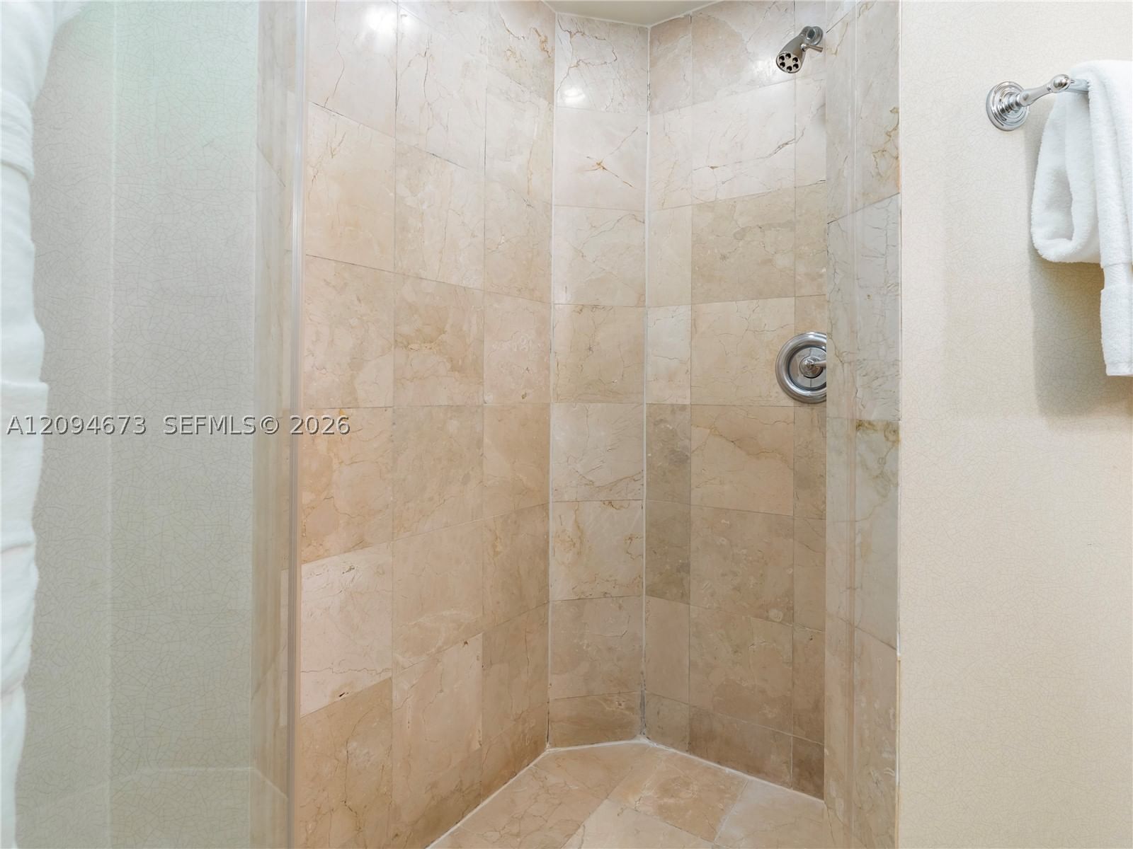 Real estate property located at 18001 Collins Ave #606, Miami-dade, Trump International Sones, Sunny Isles Beach, FL