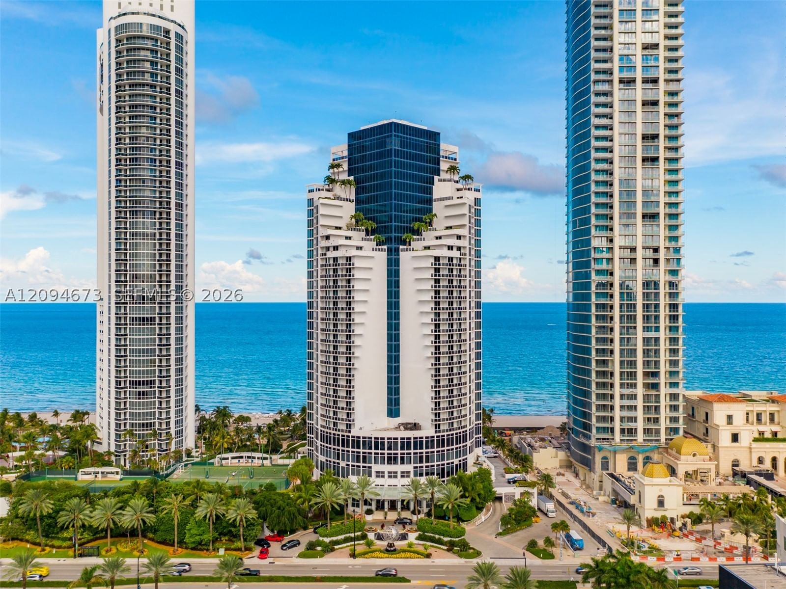 Real estate property located at 18001 Collins Ave #606, Miami-dade, Trump International Sones, Sunny Isles Beach, FL