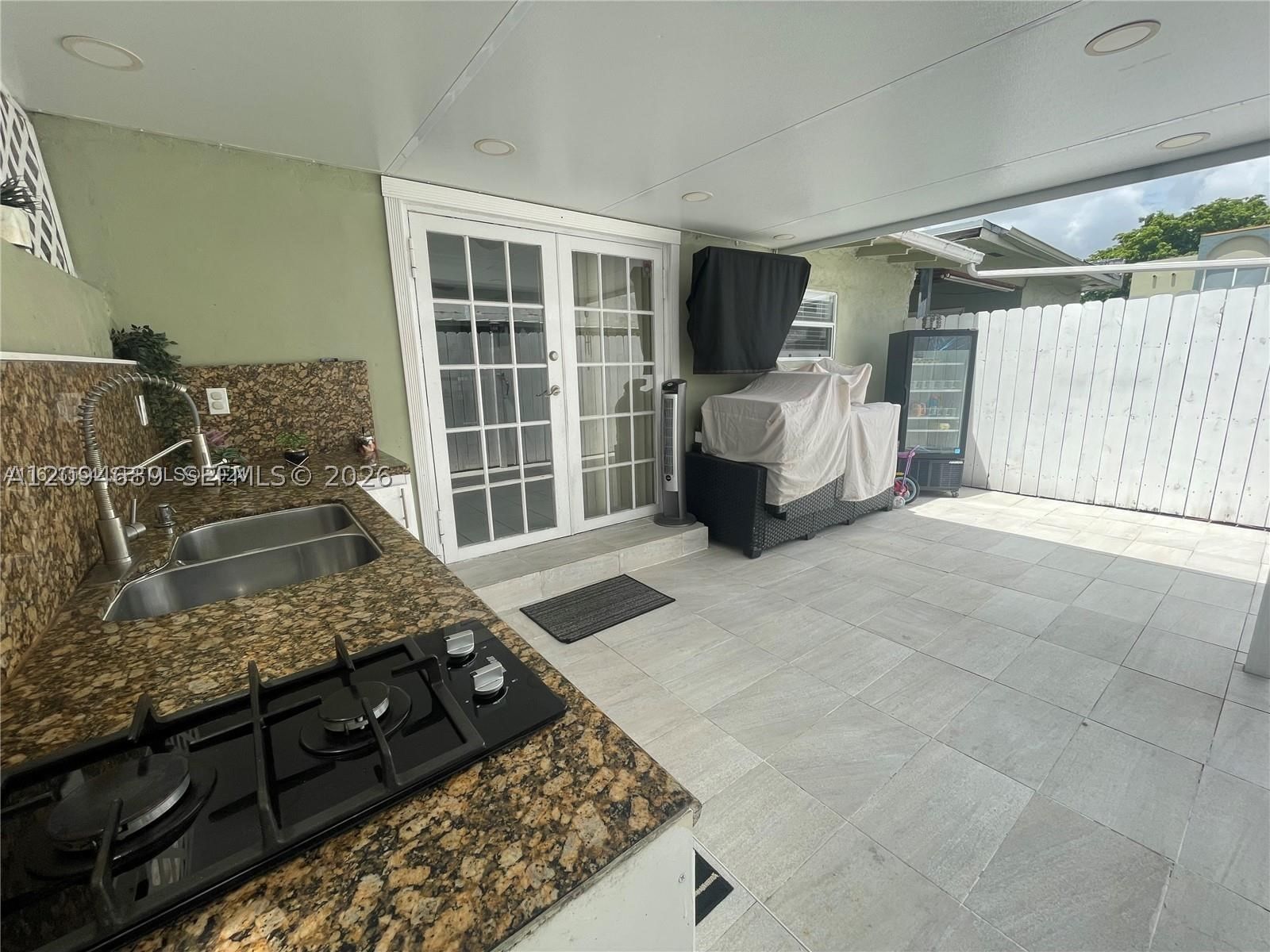 Real estate property located at 961 37th Ter #30, Miami-dade, Mango Hill Condo #10, Hialeah, FL