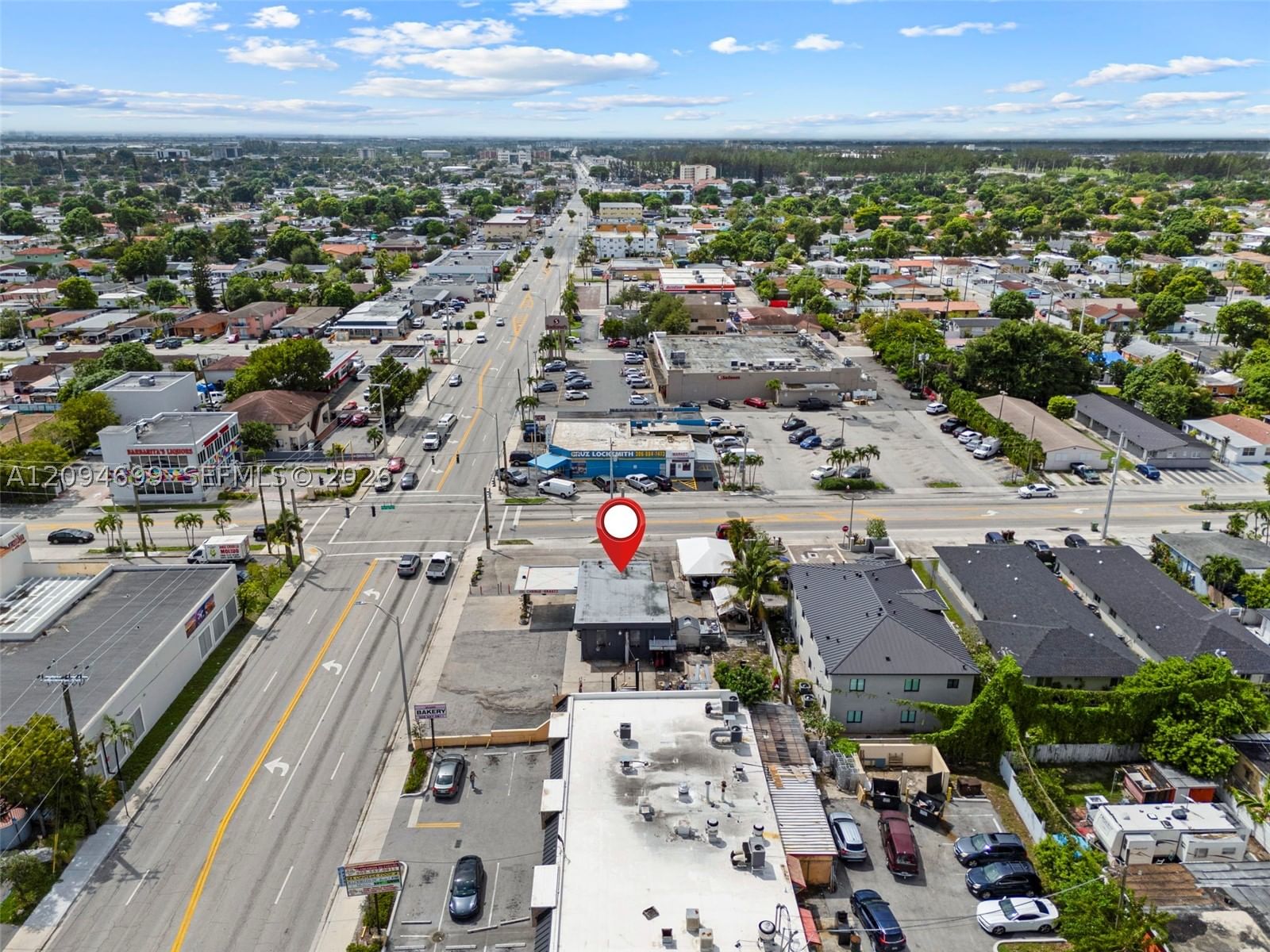 Real estate property located at 4102 4th Ave, Miami-dade, Churchill Downs Resub, Hialeah, FL