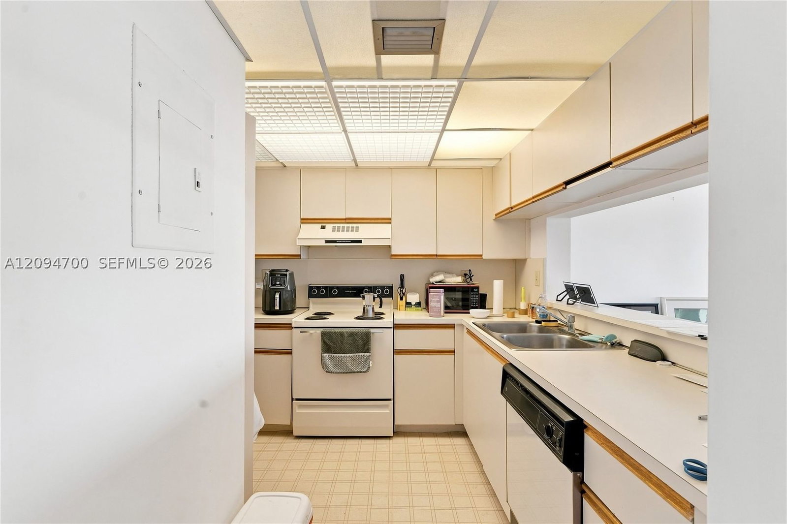 Real estate property located at 10253 9th St Cir #407-6, Miami-dade, West Fontaine Condo, Miami, FL