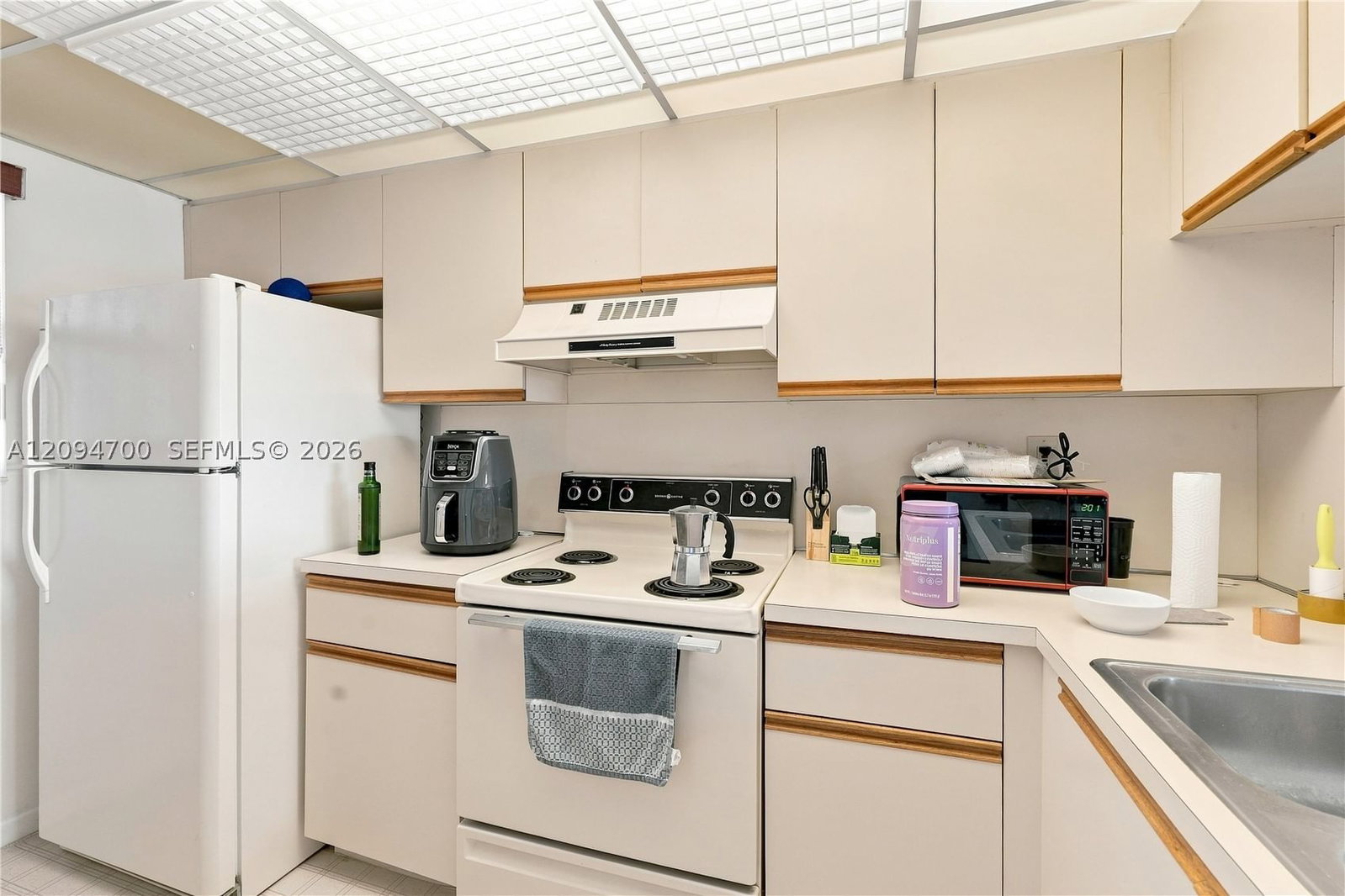 Real estate property located at 10253 9th St Cir #407-6, Miami-dade, West Fontaine Condo, Miami, FL