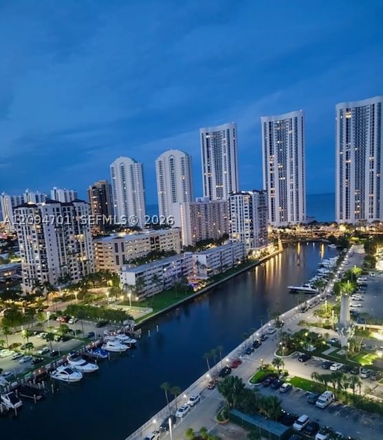 Real estate property located at 500 Bayview Dr #1923, Miami-dade, Arlen House West Condo, Sunny Isles Beach, FL