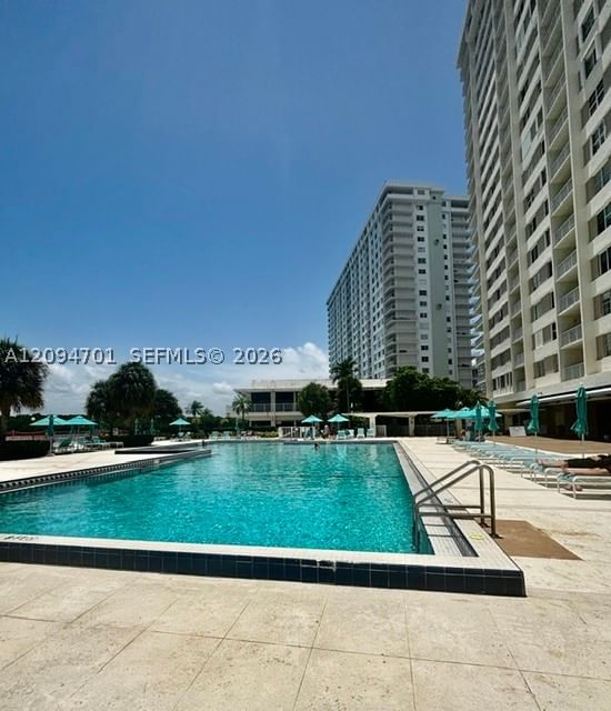 Real estate property located at 500 Bayview Dr #1923, Miami-dade, Arlen House West Condo, Sunny Isles Beach, FL
