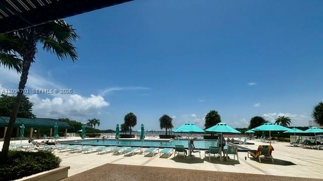 Real estate property located at 500 Bayview Dr #1923, Miami-dade, Arlen House West Condo, Sunny Isles Beach, FL