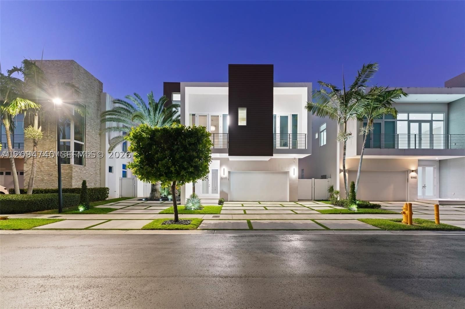 Real estate property located at 10561 67th Ter, Miami-dade, Grand Floridian Estates, Doral, FL