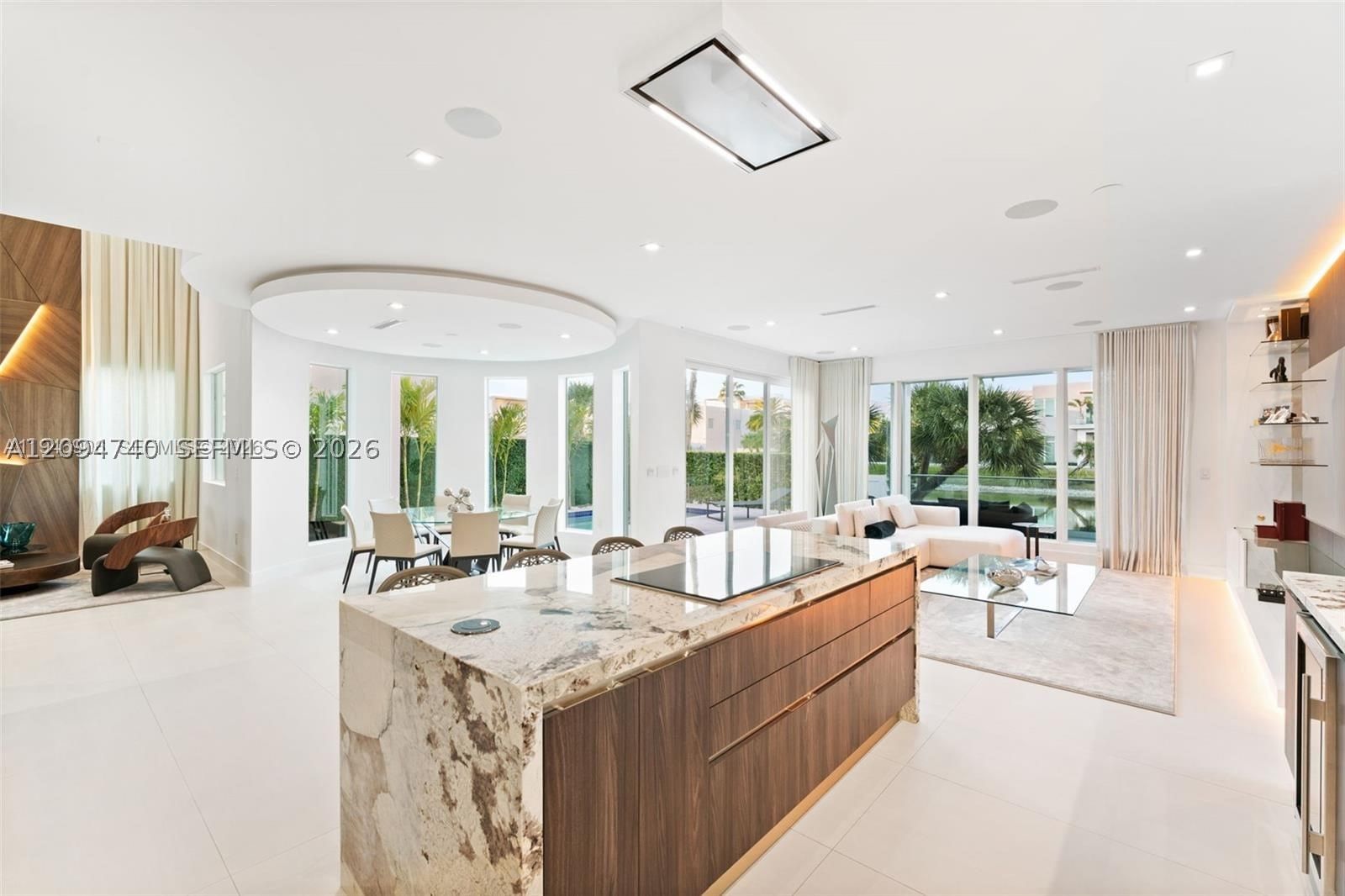 Real estate property located at 10561 67th Ter, Miami-dade, Grand Floridian Estates, Doral, FL
