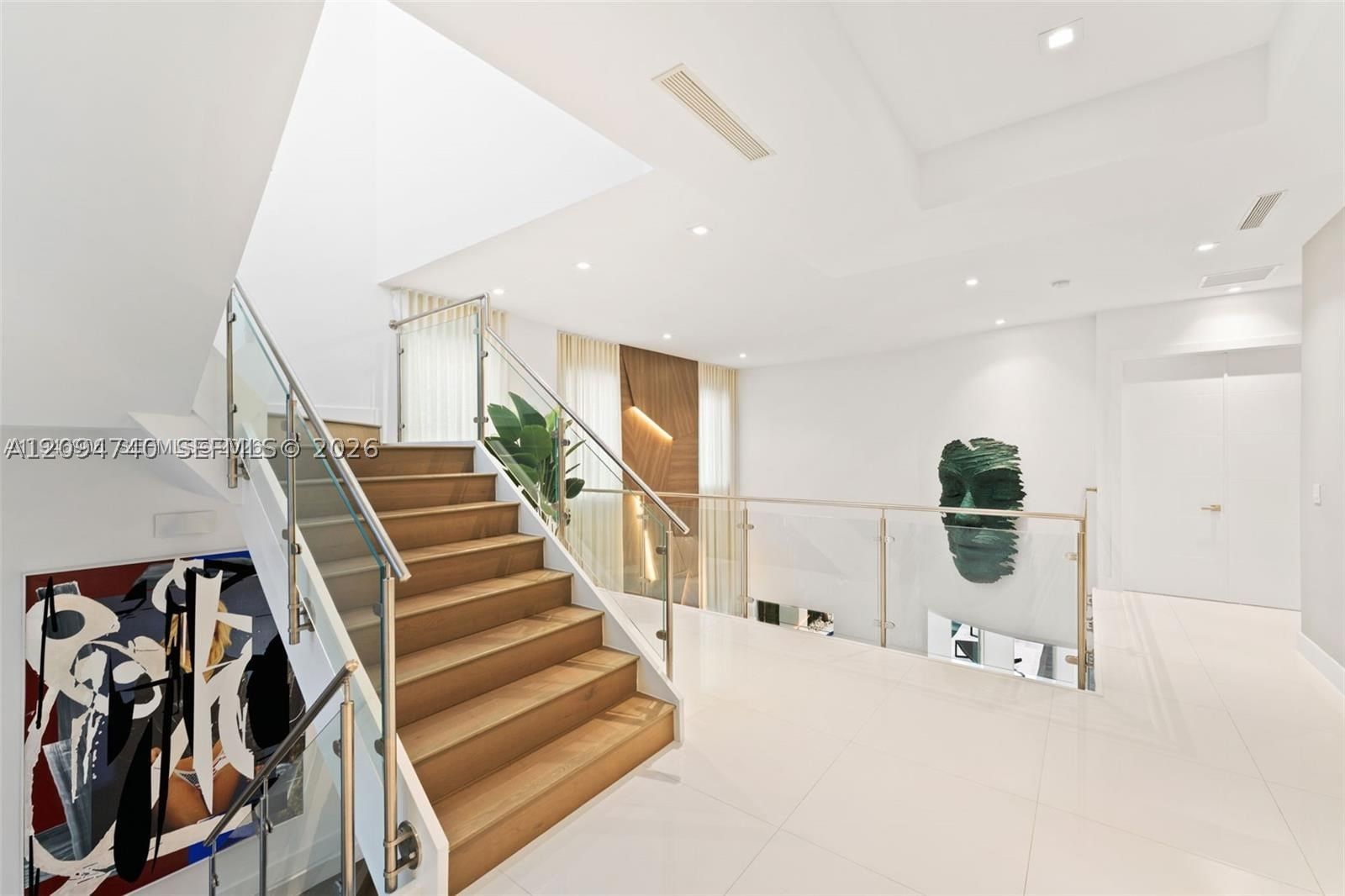 Real estate property located at 10561 67th Ter, Miami-dade, Grand Floridian Estates, Doral, FL