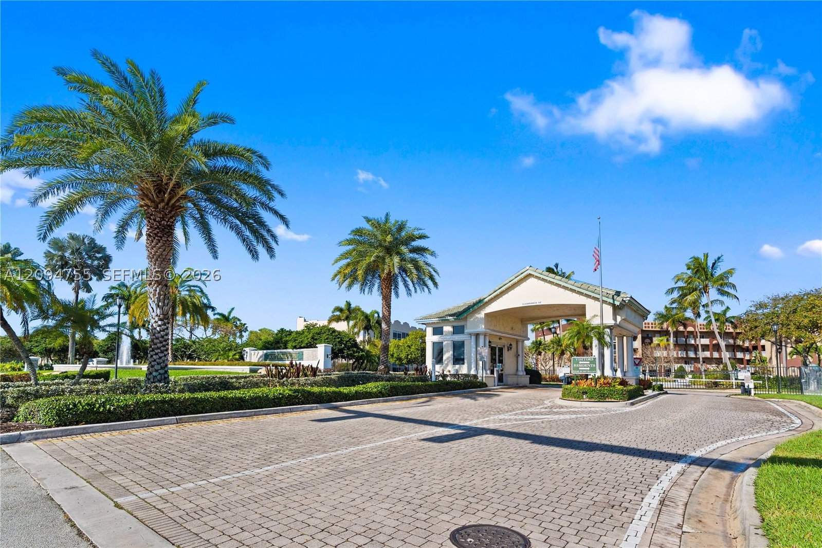 Real estate property located at 7647 Southampton Ter #314, Broward, Southampton Condominium, Tamarac, FL