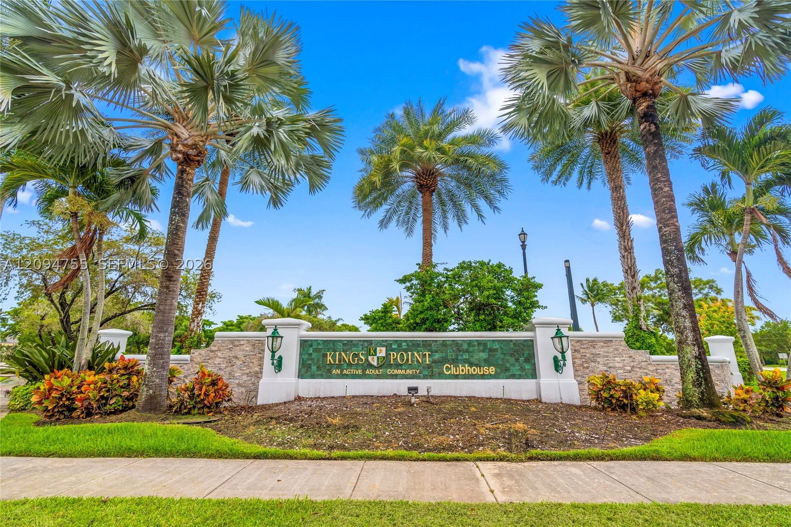 Real estate property located at 7647 Southampton Ter #314, Broward, Southampton Condominium, Tamarac, FL