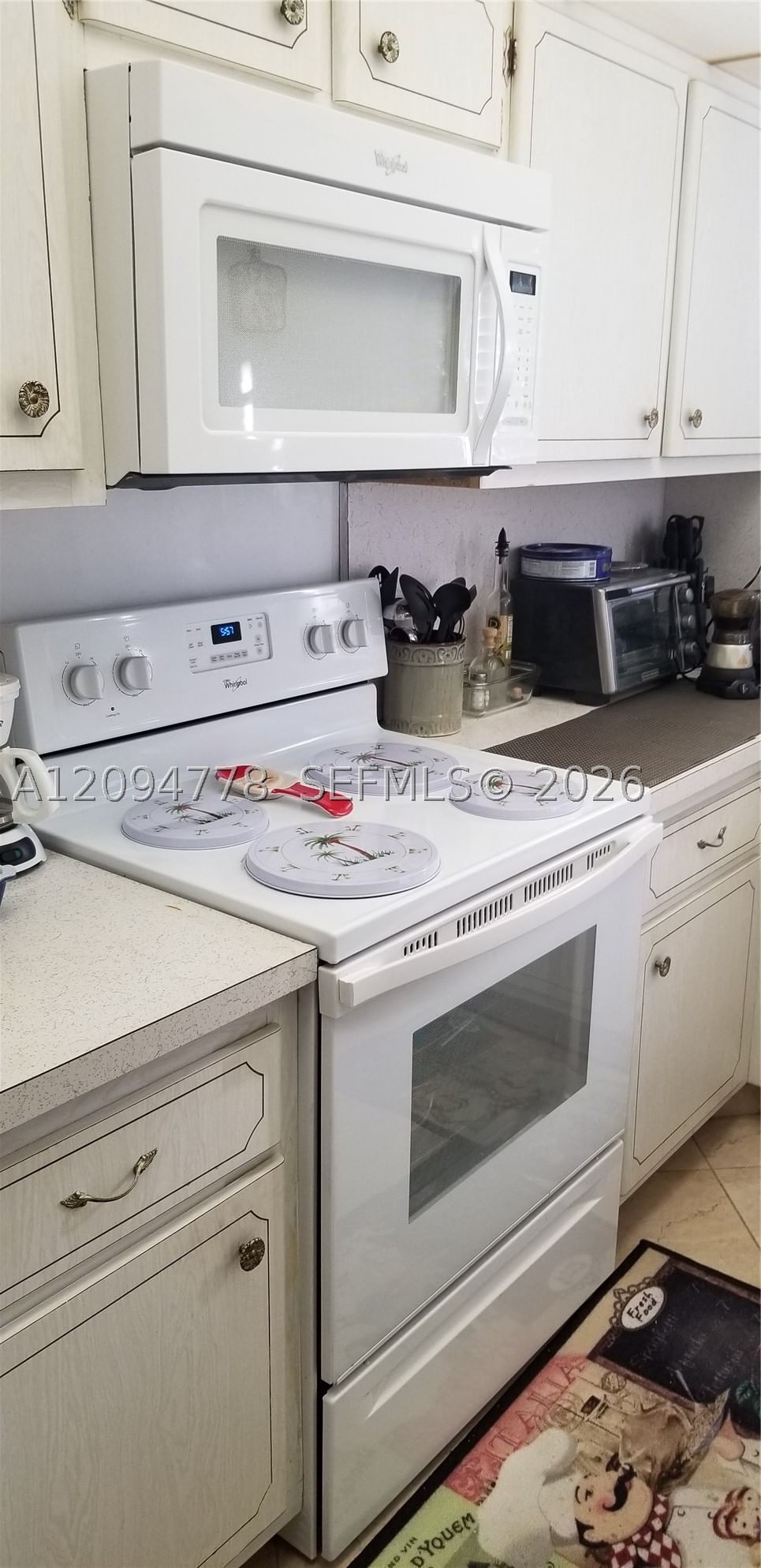 Real estate property located at 5300 Washington St H233, Broward, Beverly Hills Condo Numbe, Hollywood, FL