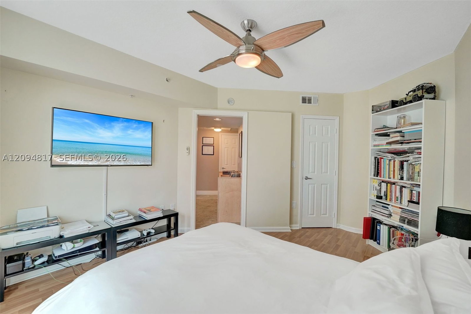 Real estate property located at 401 4th Ave #301, Broward, Esplanade On The New Rive, Fort Lauderdale, FL