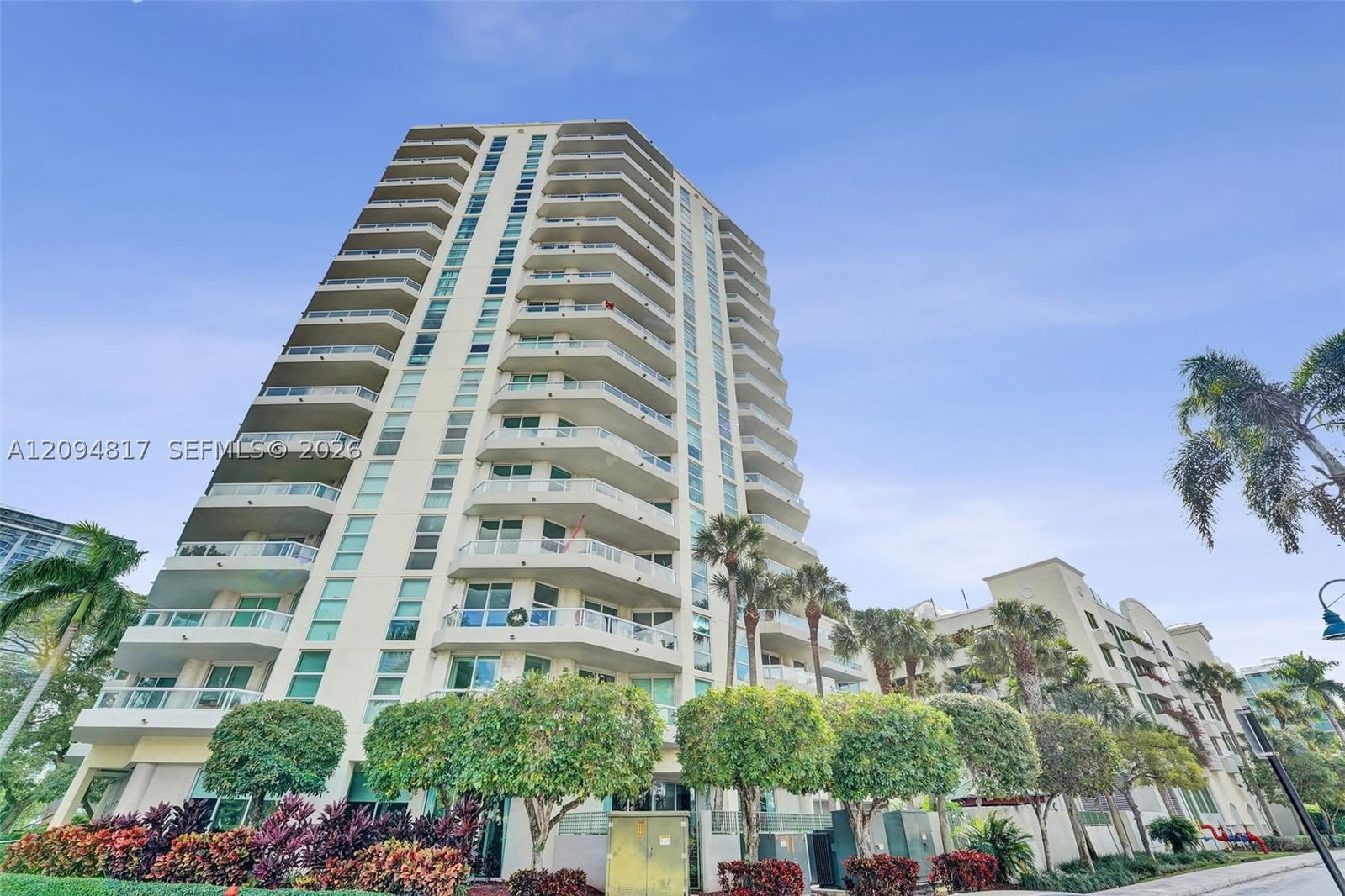 Real estate property located at 401 4th Ave #301, Broward, Esplanade On The New Rive, Fort Lauderdale, FL