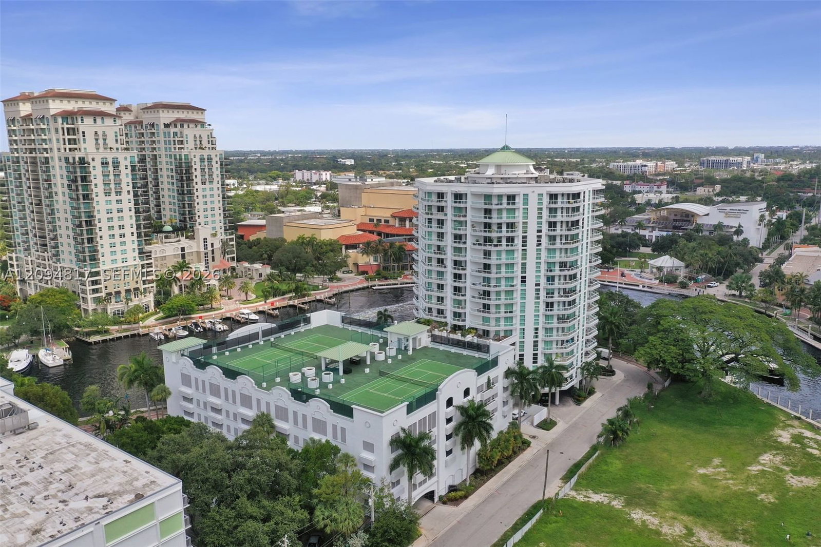 Real estate property located at 401 4th Ave #301, Broward, Esplanade On The New Rive, Fort Lauderdale, FL